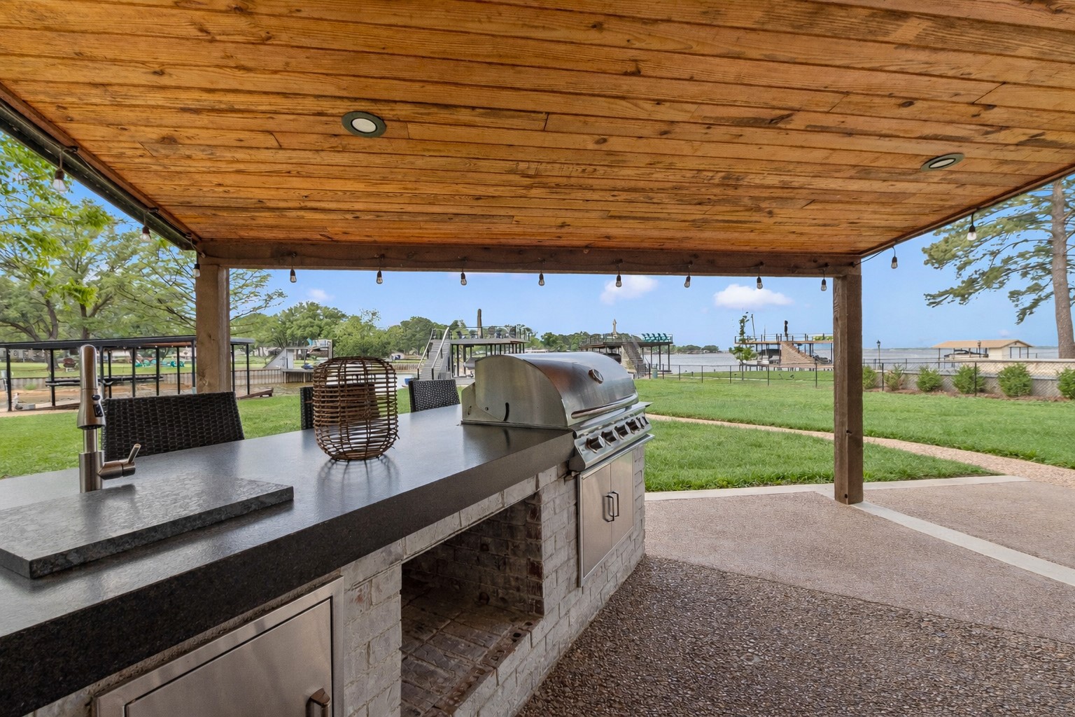 125 Xit Ranch Road Trinidad TX 75163