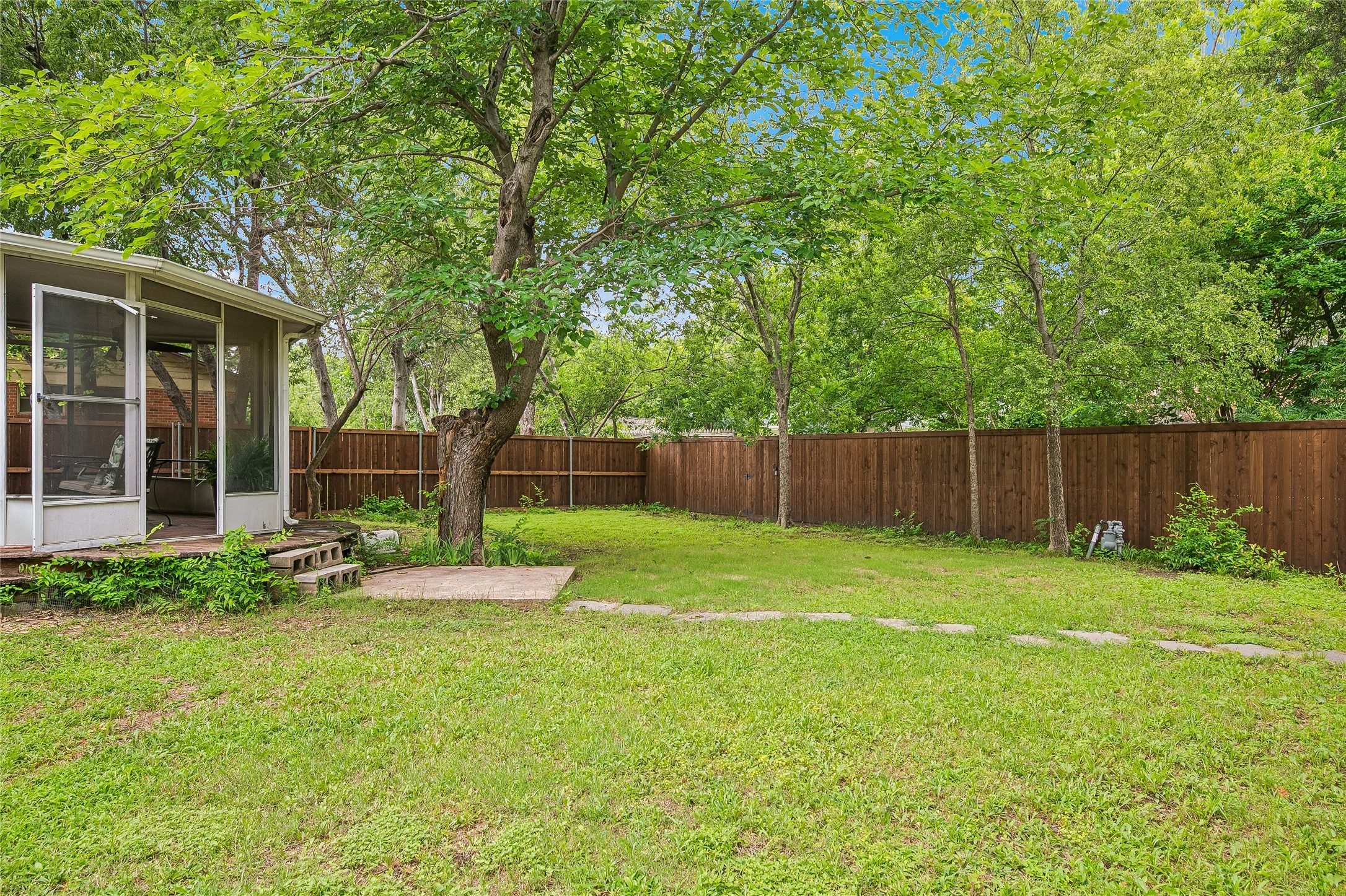 13430 Challaburton Drive Farmers Branch TX 75234
