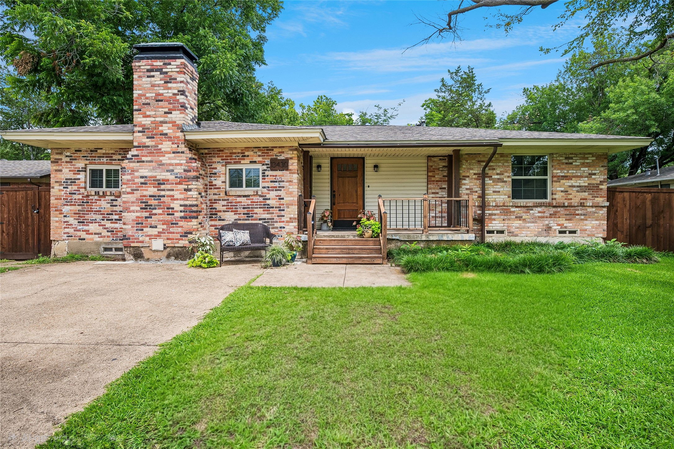 13430 Challaburton Drive Farmers Branch TX 75234