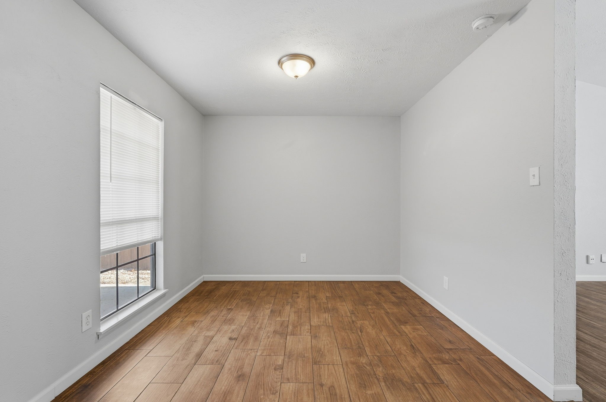 2117 Newbury Drive Arlington TX 76014
