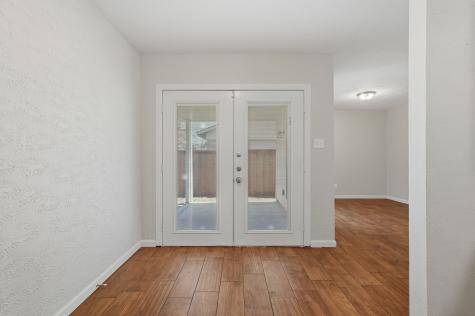 2117 Newbury Drive Arlington TX 76014