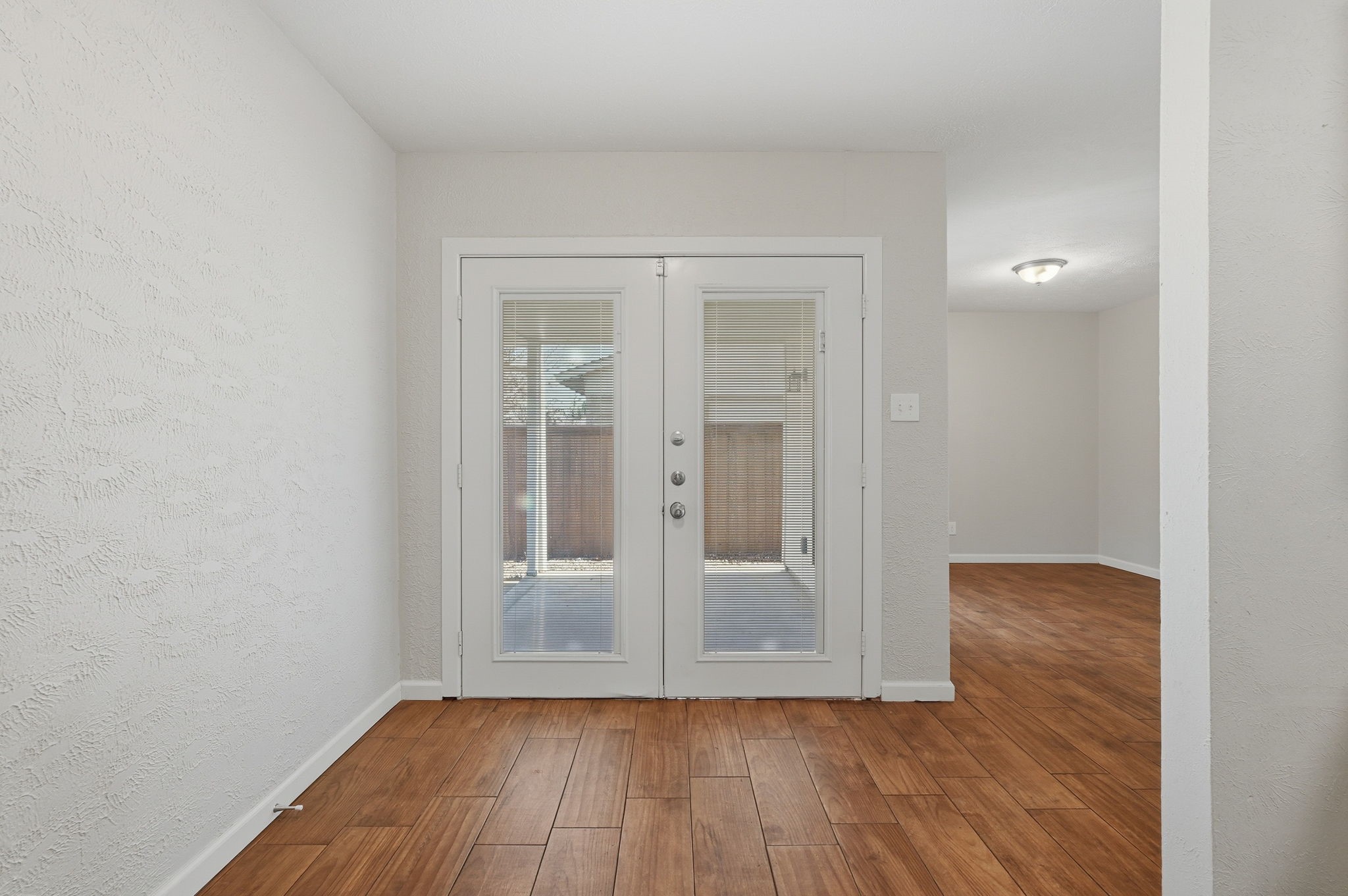 2117 Newbury Drive Arlington TX 76014