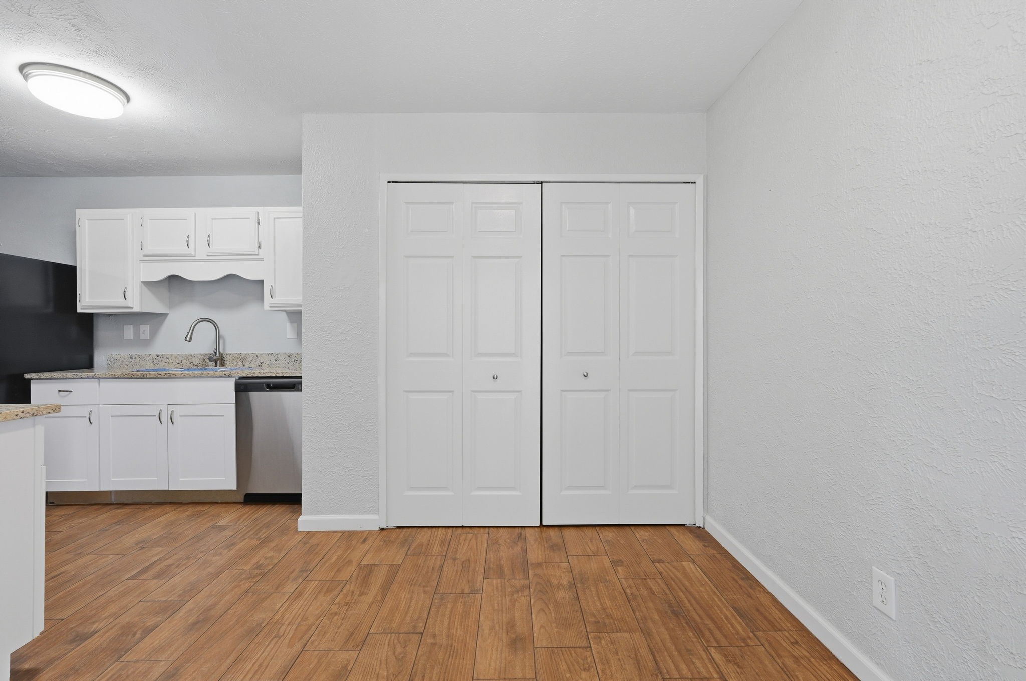 2117 Newbury Drive Arlington TX 76014