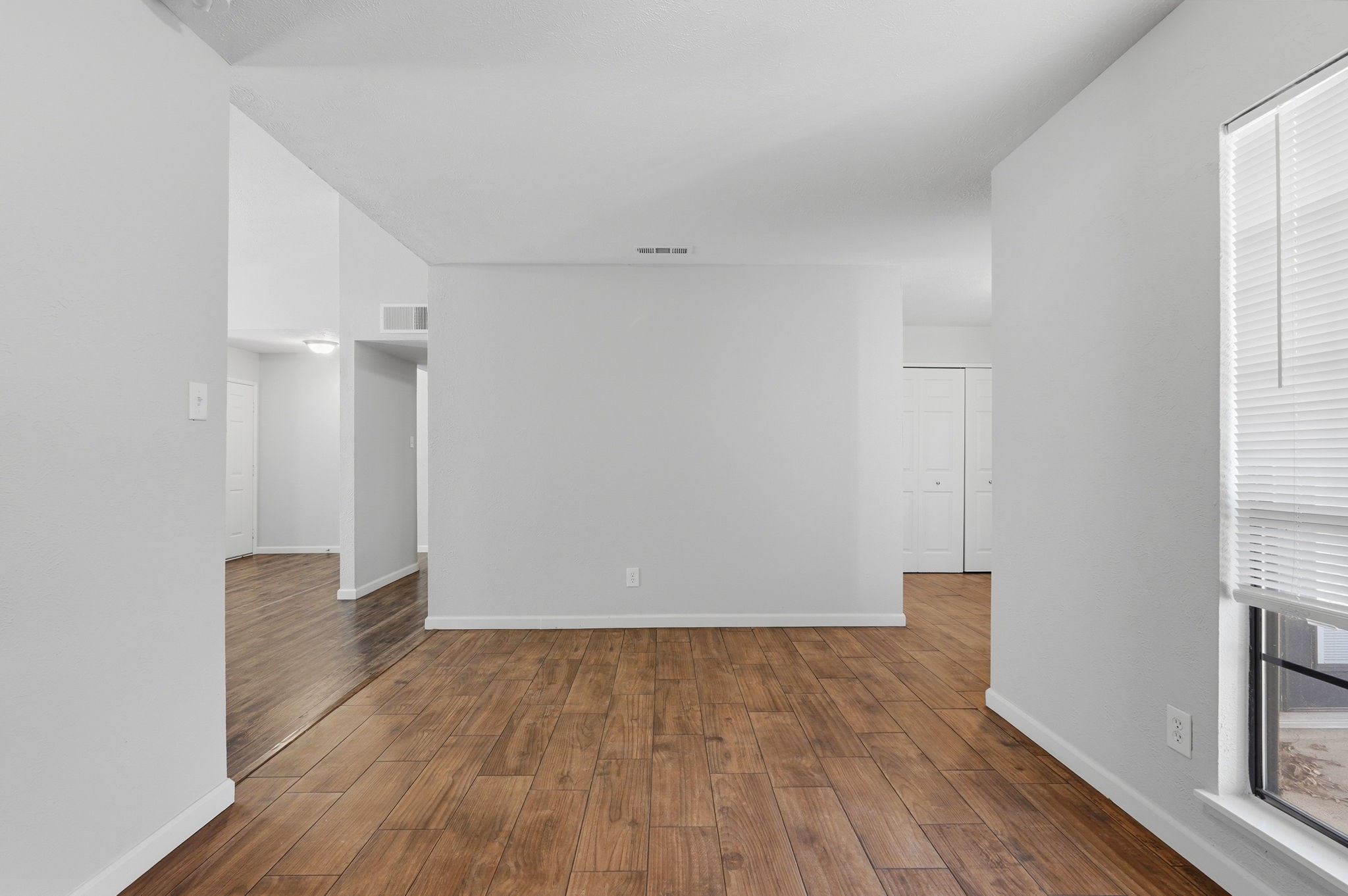 2117 Newbury Drive Arlington TX 76014