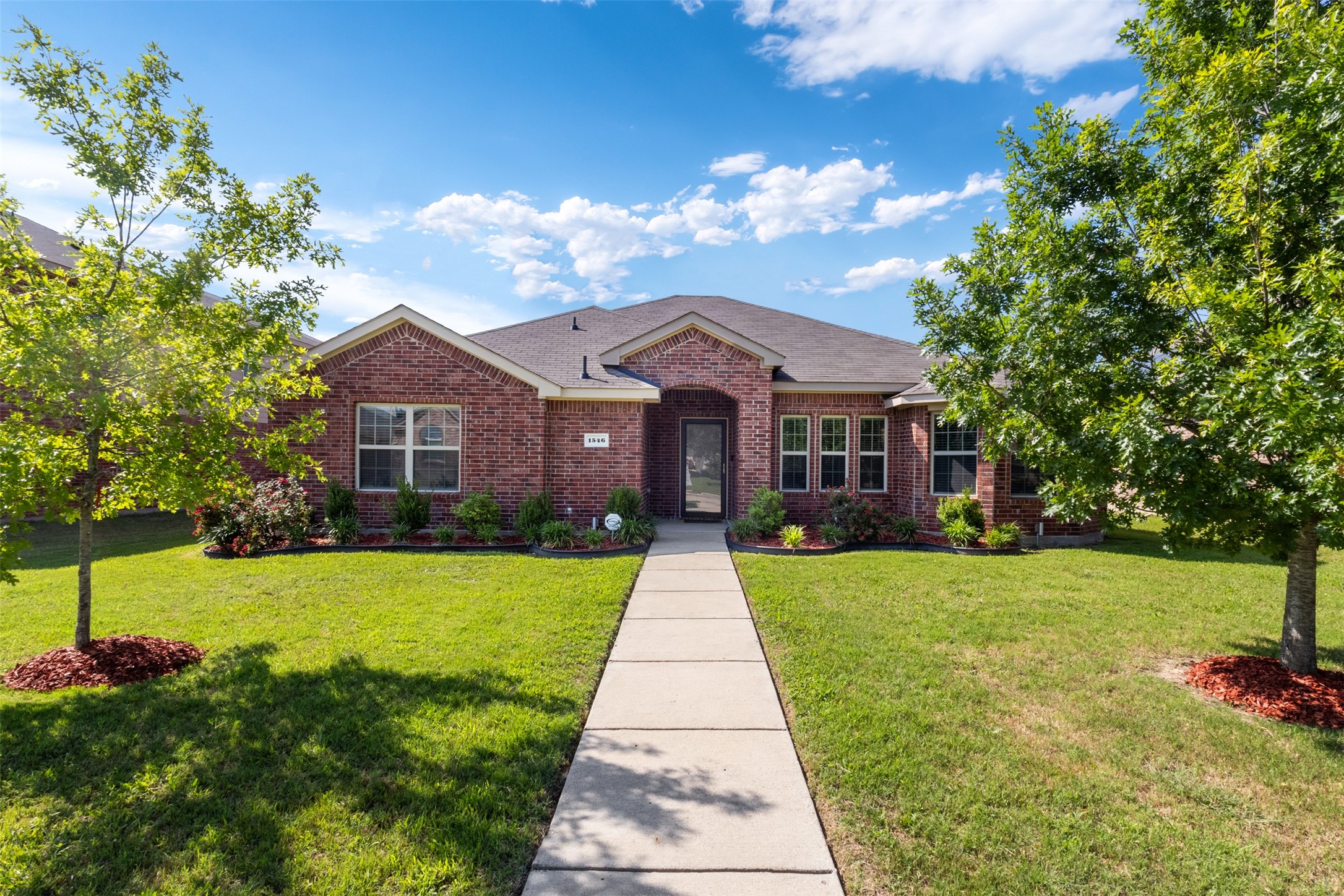 1546 Illinois Avenue Lancaster TX 75134