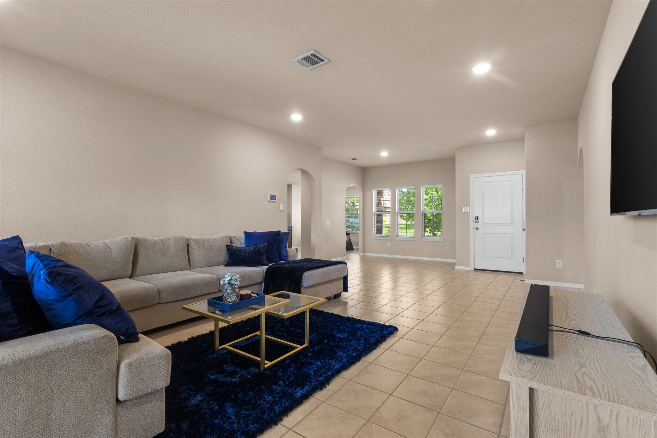 1546 Illinois Avenue Lancaster TX 75134