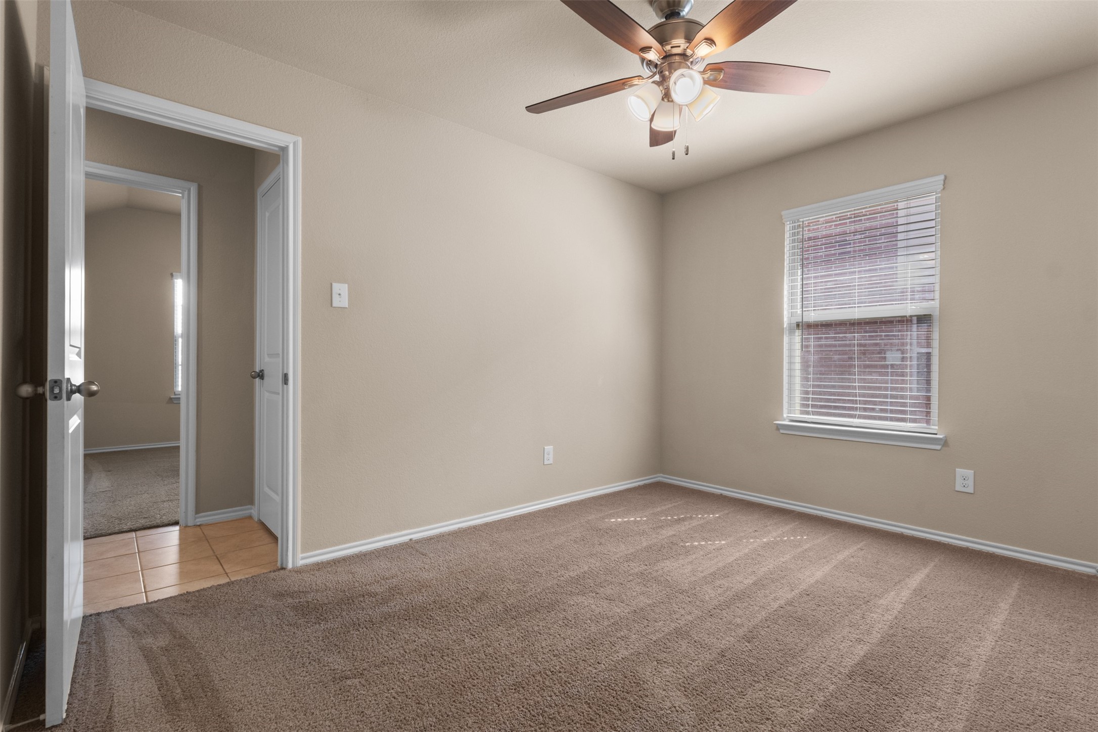 1546 Illinois Avenue Lancaster TX 75134
