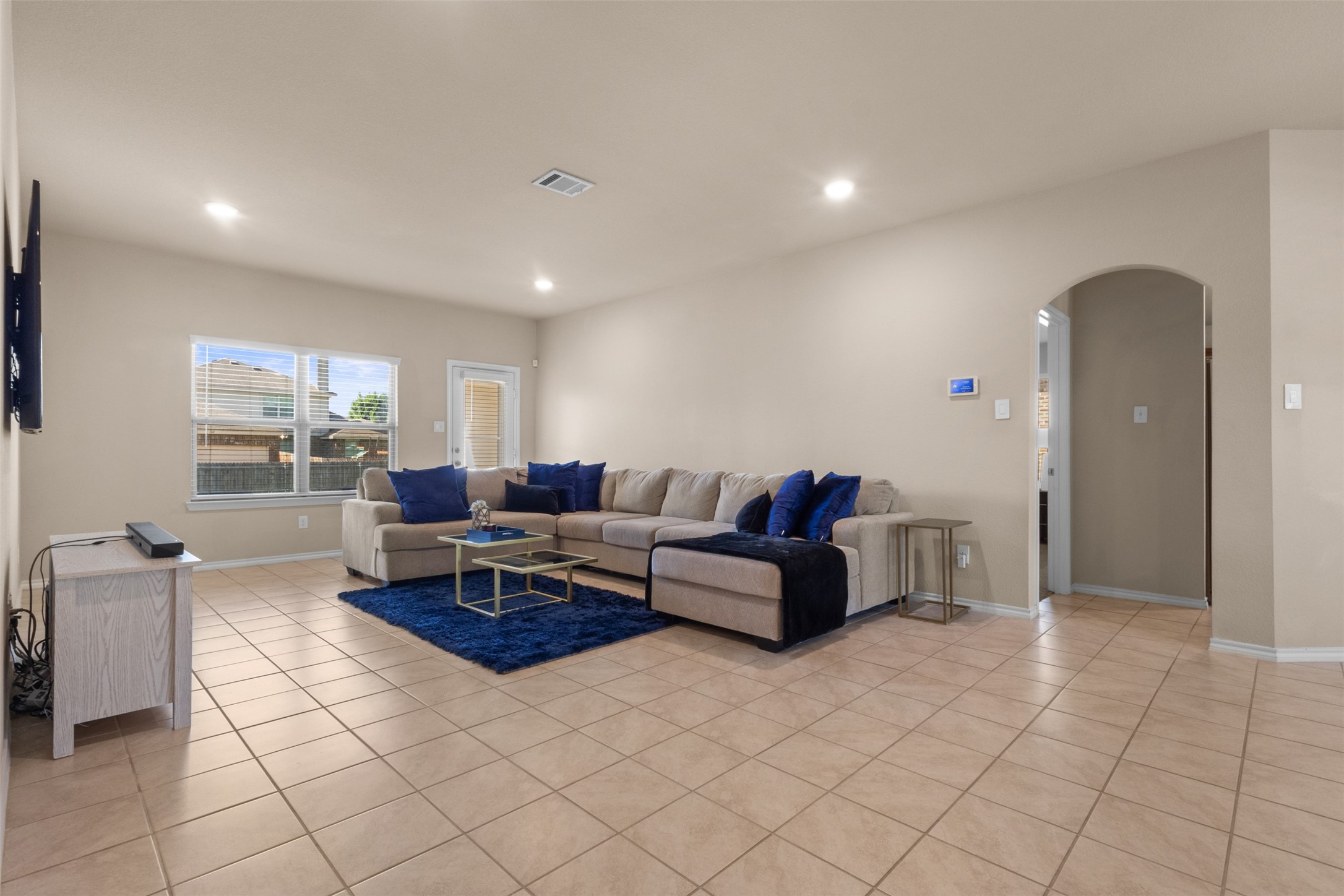 1546 Illinois Avenue Lancaster TX 75134