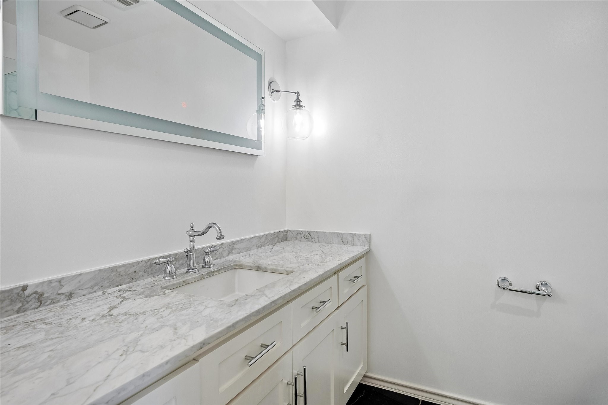6455 Ridgemont Drive Dallas TX 75214