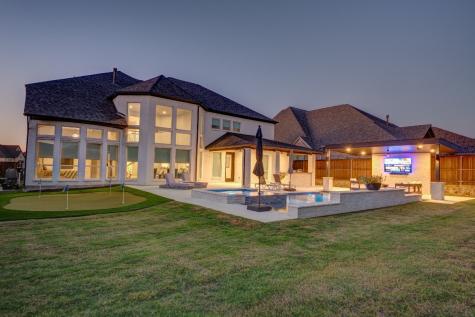 976 Myers Park Trail Roanoke TX 76262