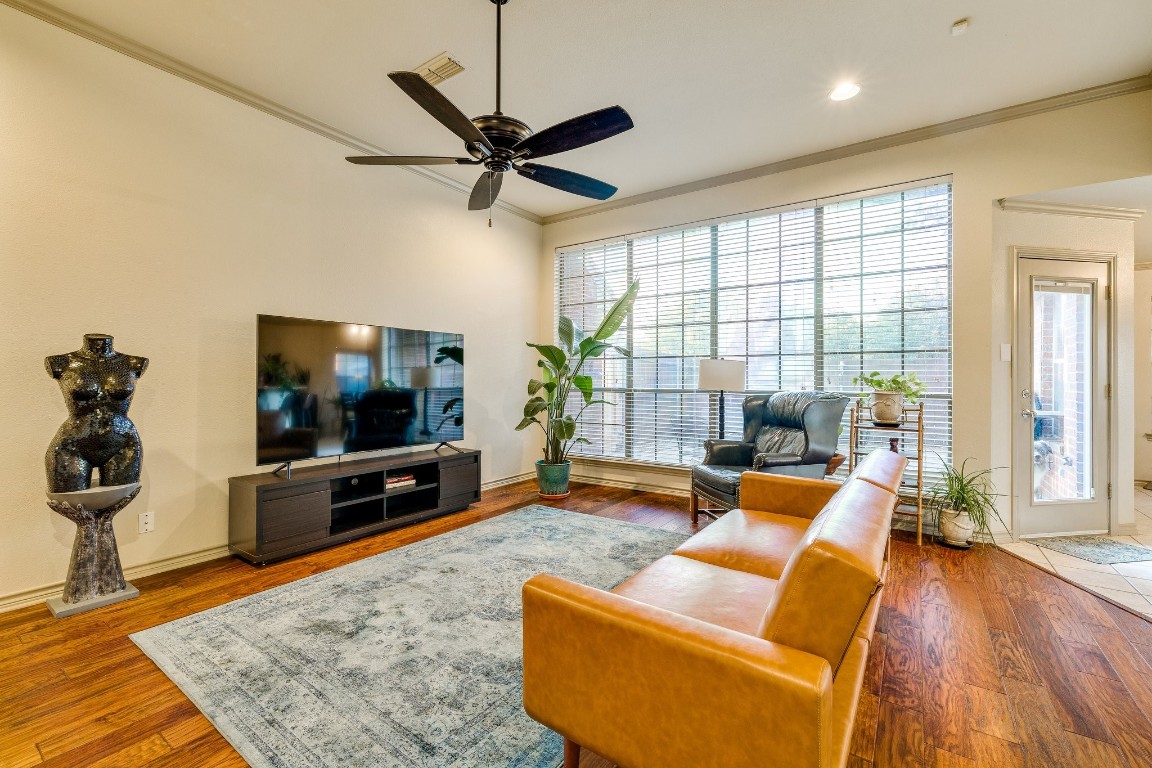 405 Meadow Lane Denton TX 76207