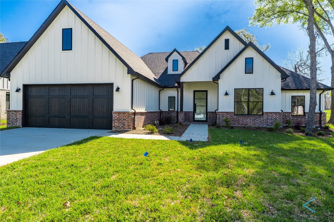 327 Saint Andrews Drive Mabank TX 75156