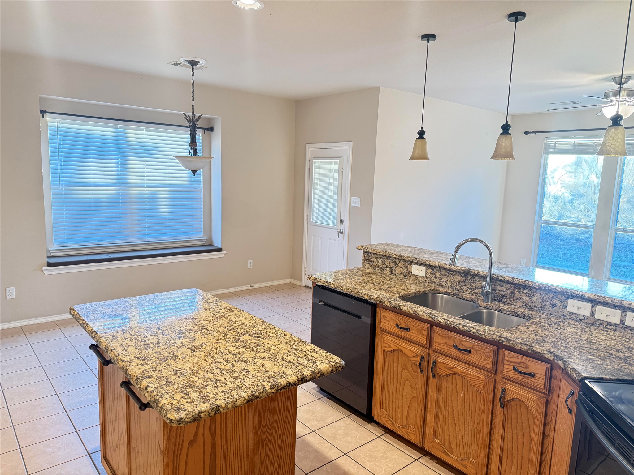 10605 Foothill Drive Fort Worth TX 76131