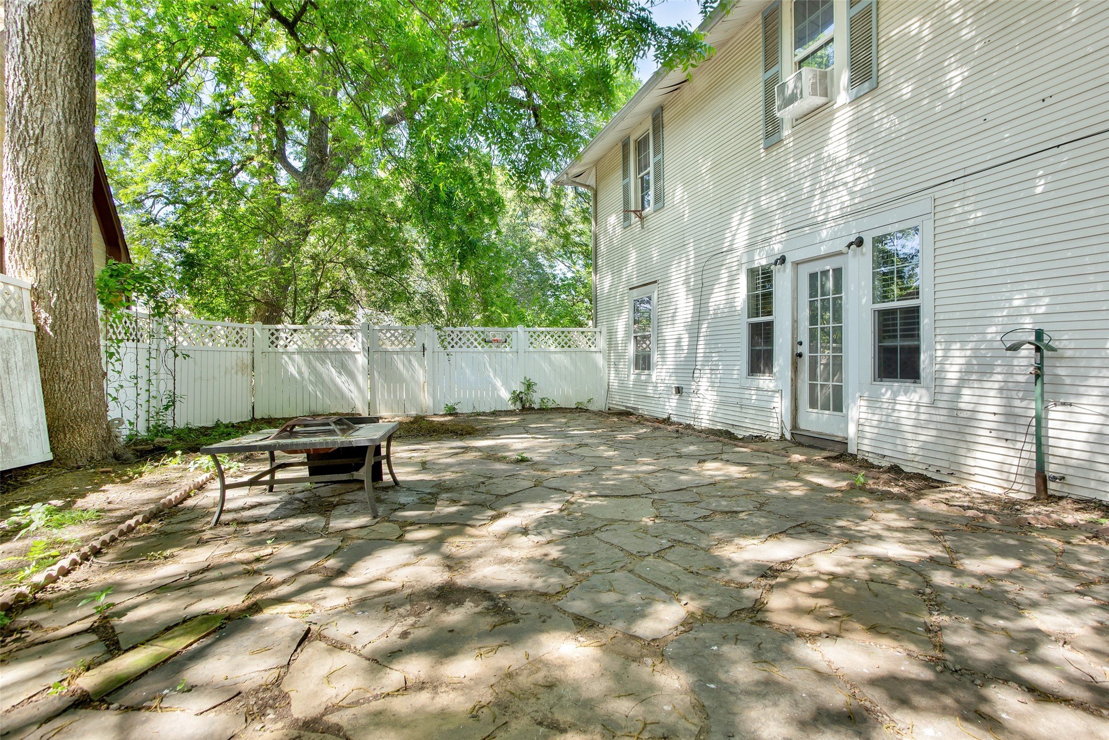 820 W Gandy Street Denison TX 75020