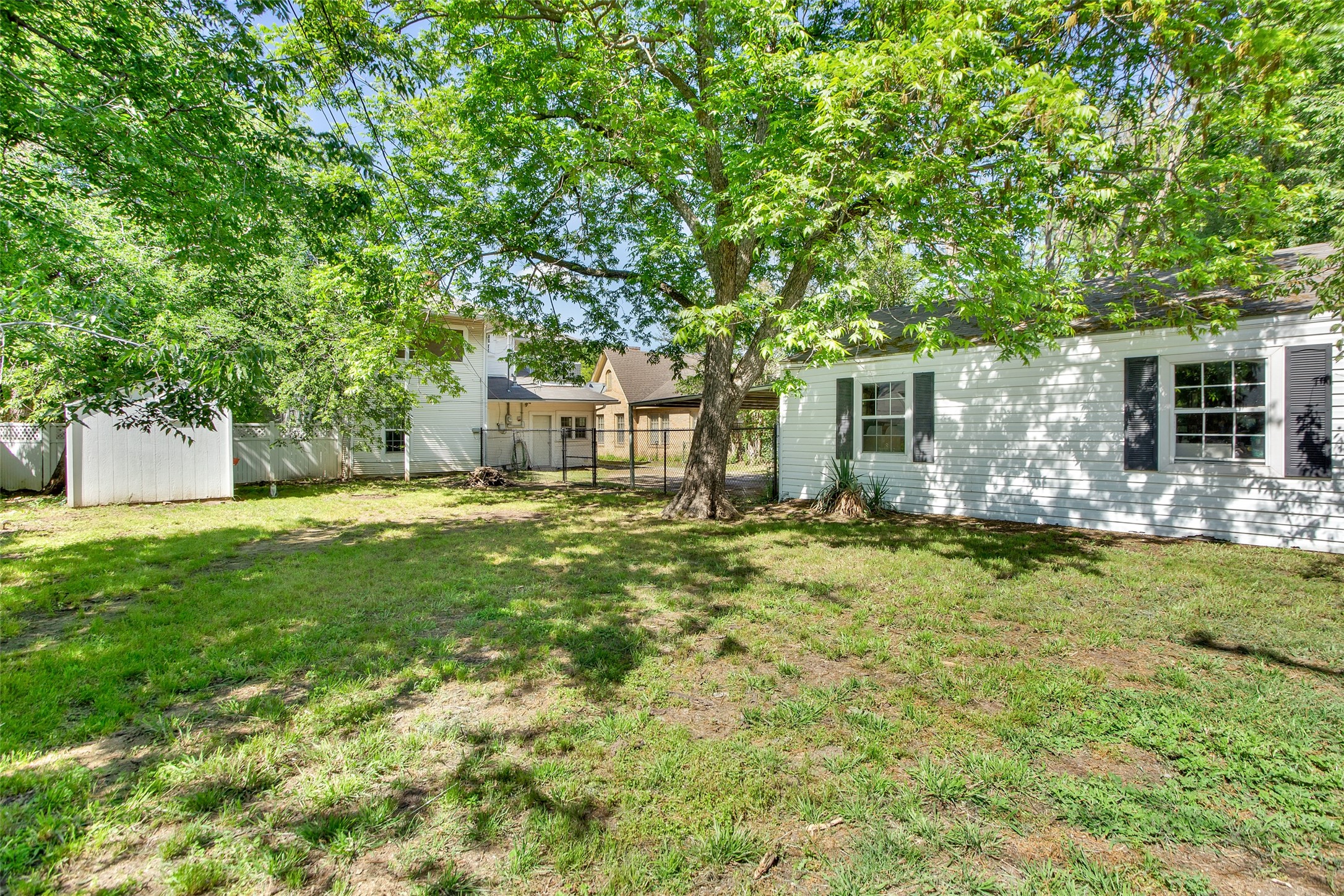 820 W Gandy Street Denison TX 75020