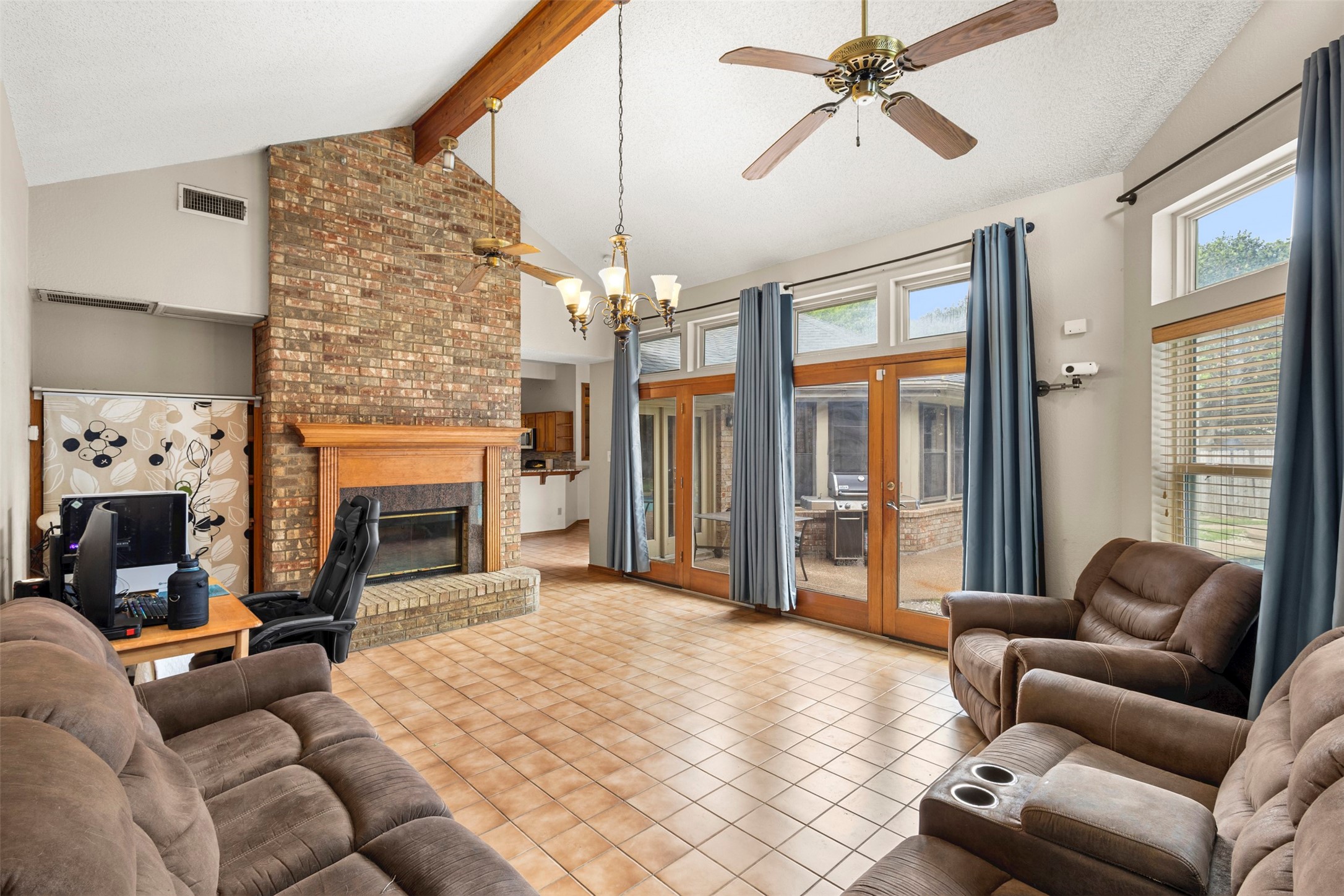 2909 Pitkin Drive Arlington TX 76006