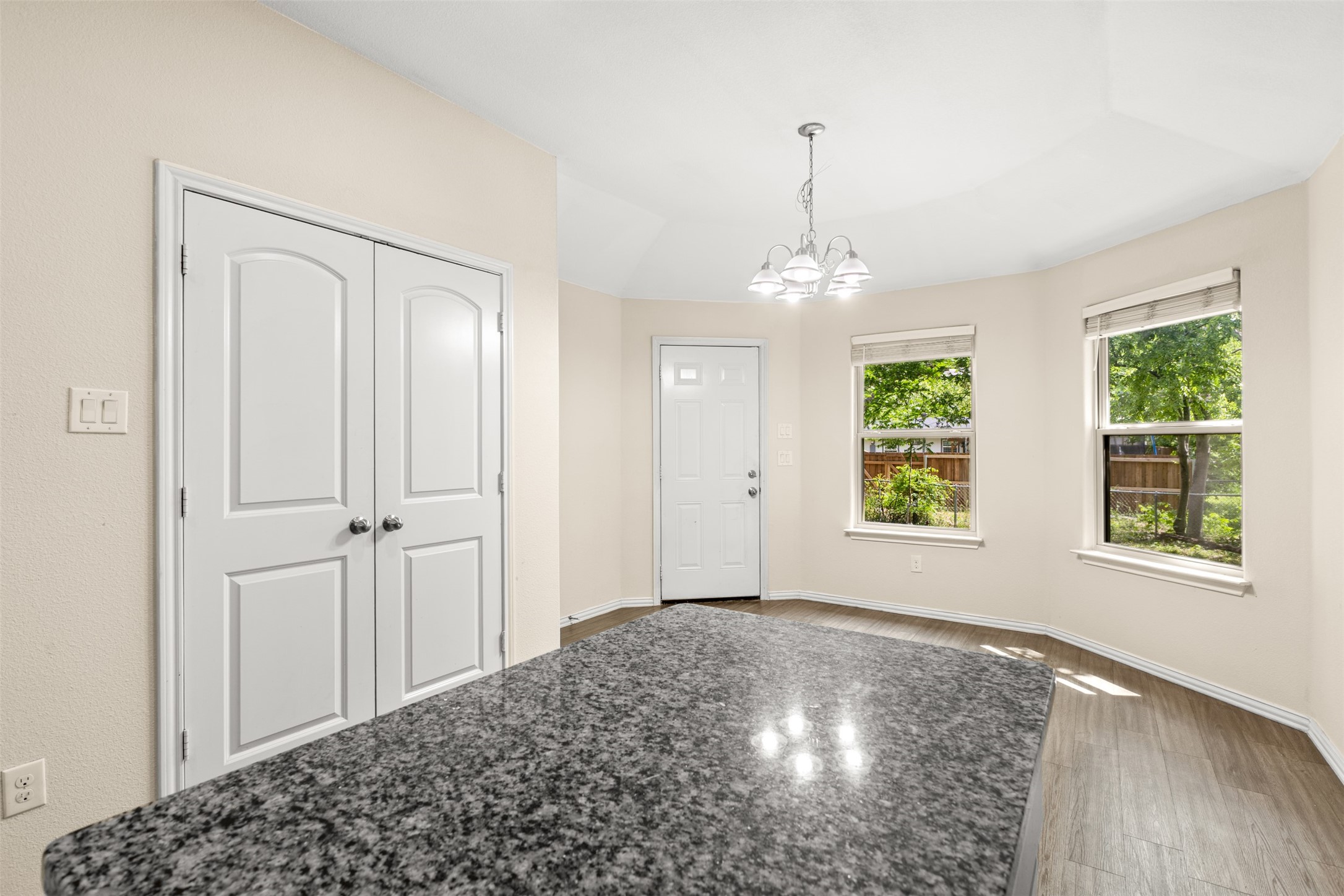 2836 Kilburn Avenue Dallas TX 75216