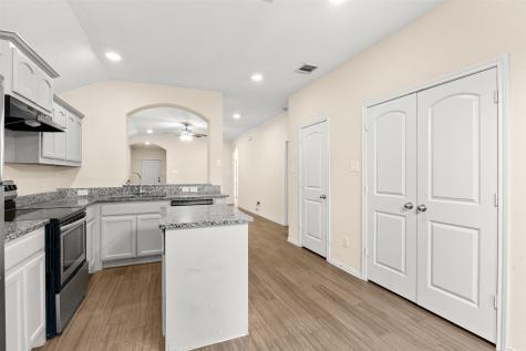 2836 Kilburn Avenue Dallas TX 75216