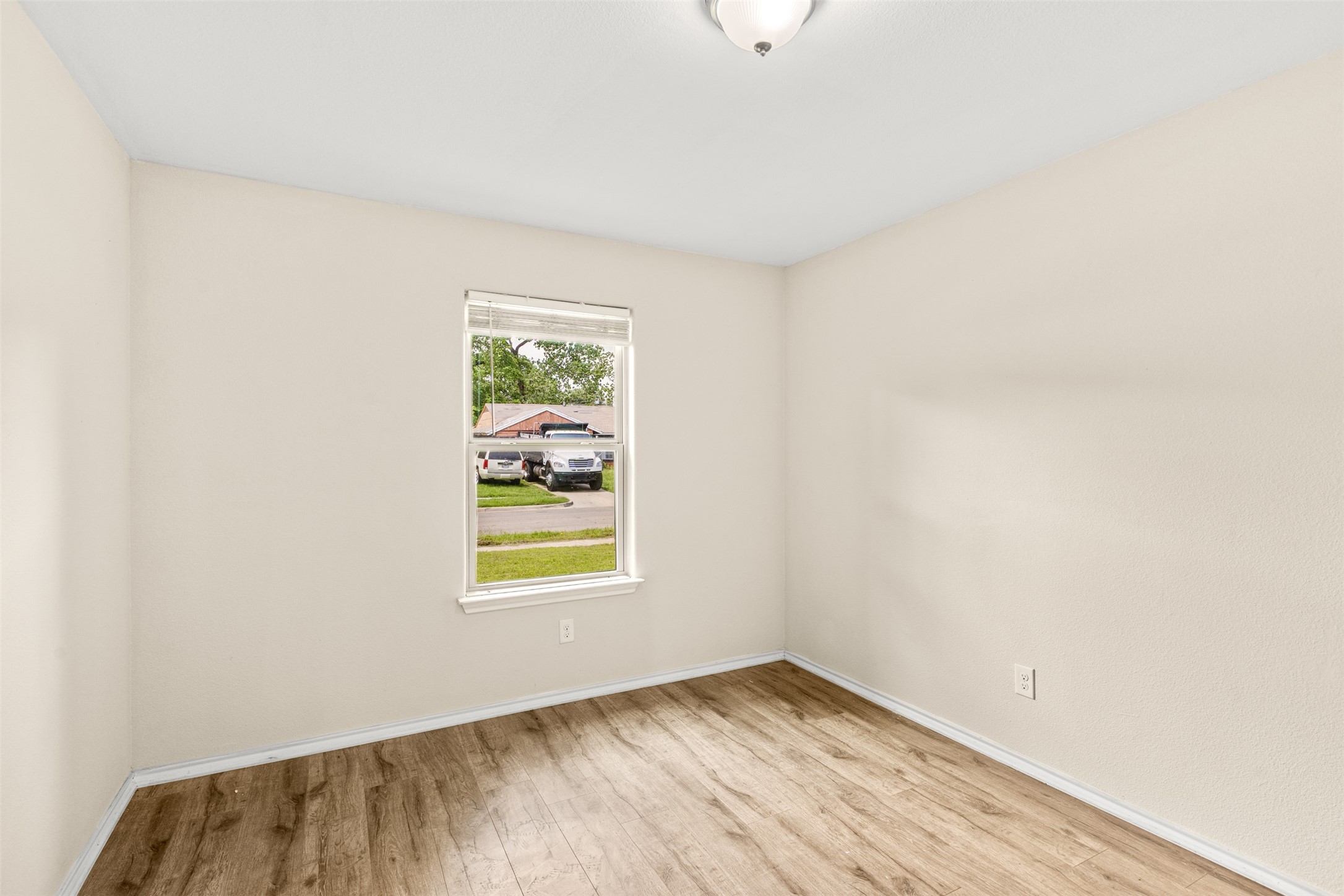 2836 Kilburn Avenue Dallas TX 75216