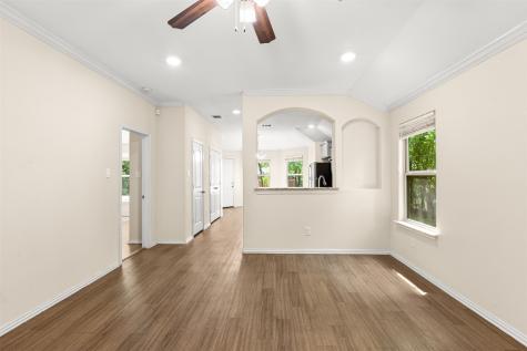 2836 Kilburn Avenue Dallas TX 75216
