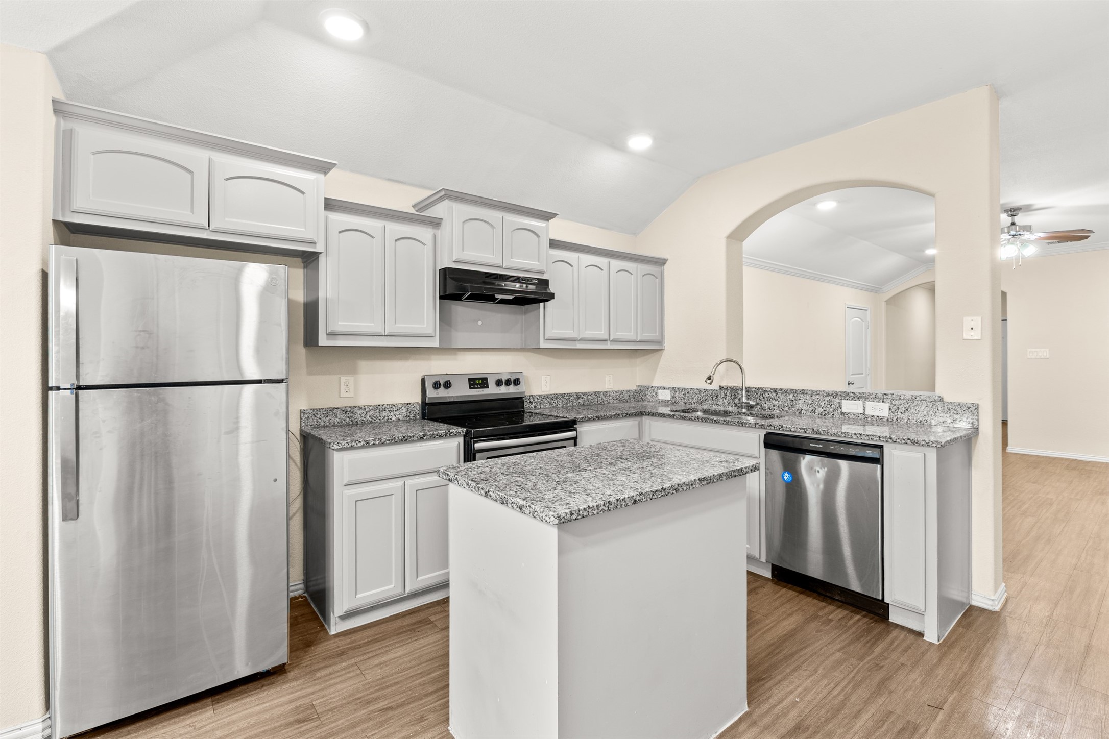 2836 Kilburn Avenue Dallas TX 75216