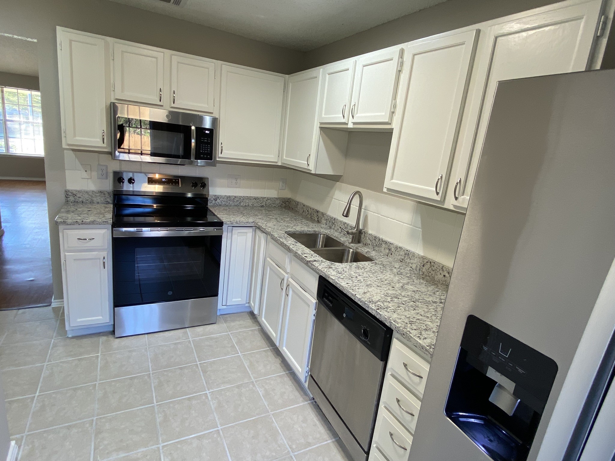 117 Stony Creek Drive Euless TX 76039