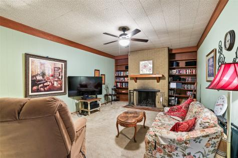 919 S French Avenue Denison TX 75020