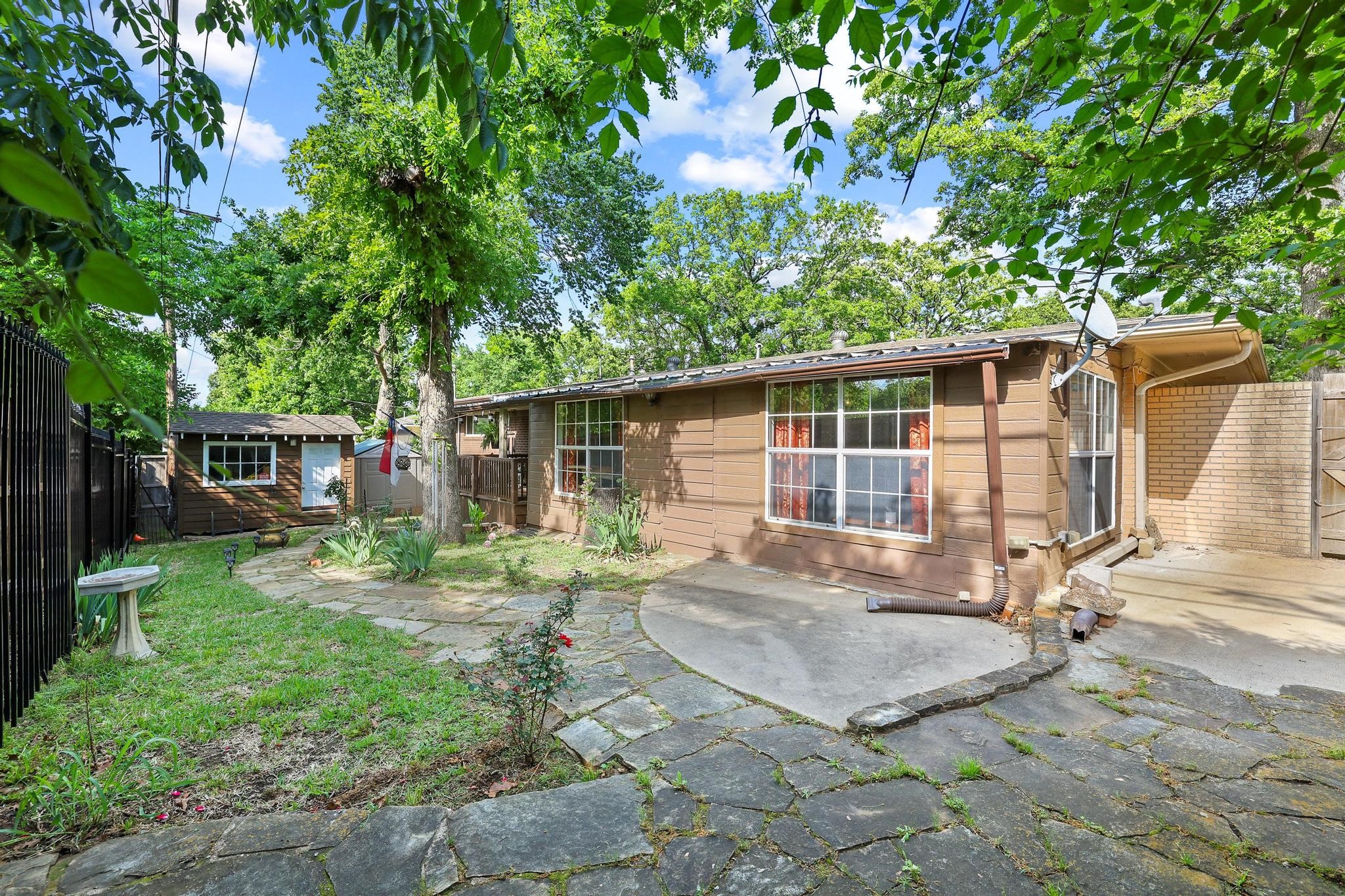 919 S French Avenue Denison TX 75020