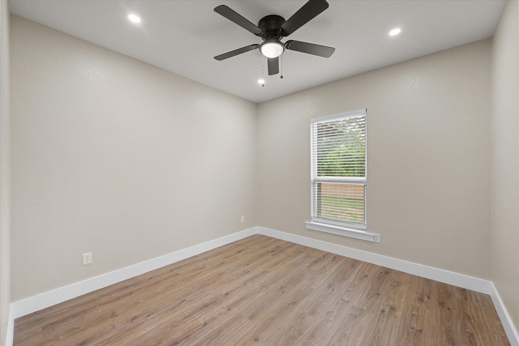 313 E 13th Corsicana TX 75110