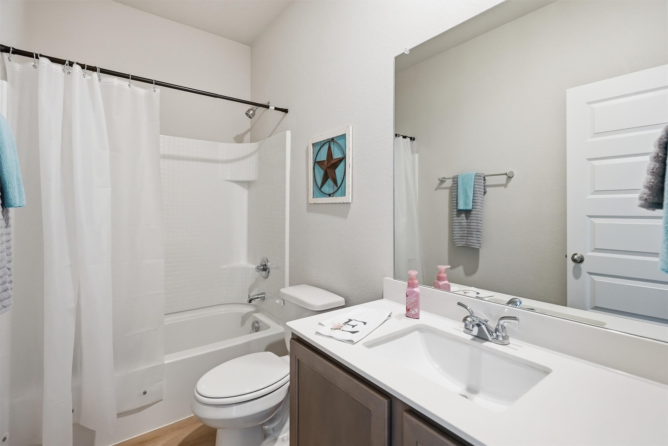 8109 Korat Godley TX 76044