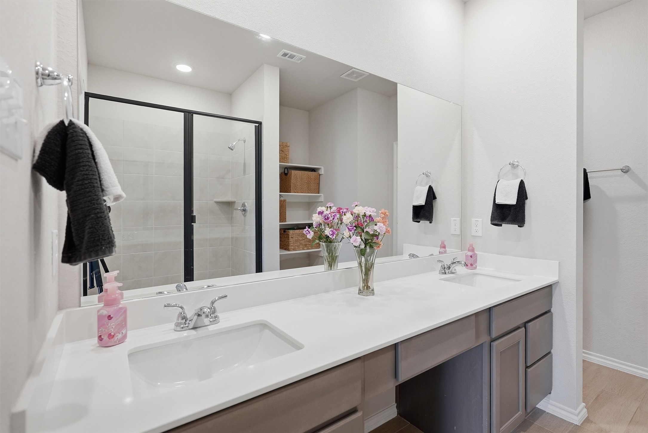 8109 Korat Godley TX 76044