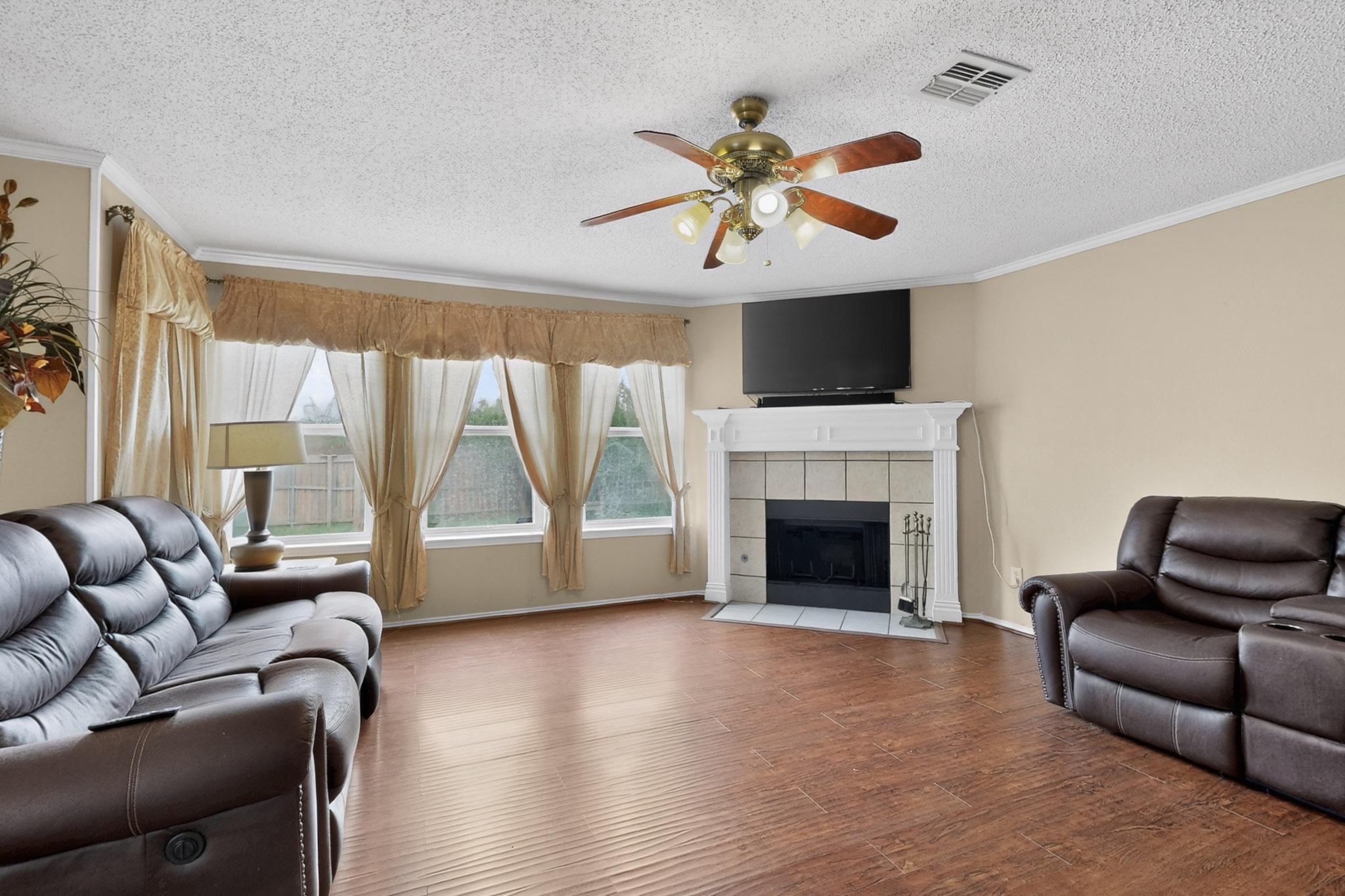 7200 Lake Whitney Drive Arlington TX 76002