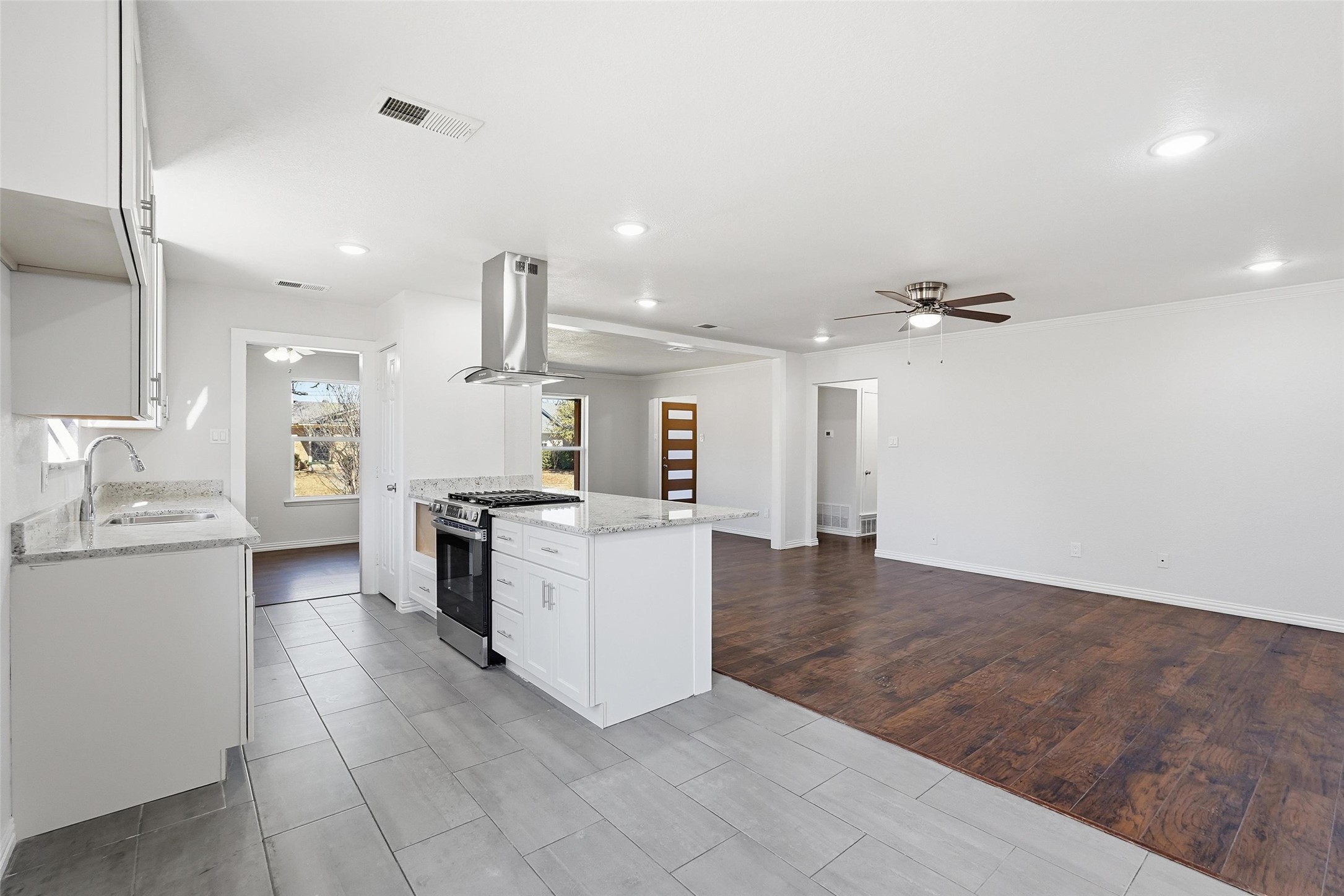 3626 Knight Lane Garland TX 75042