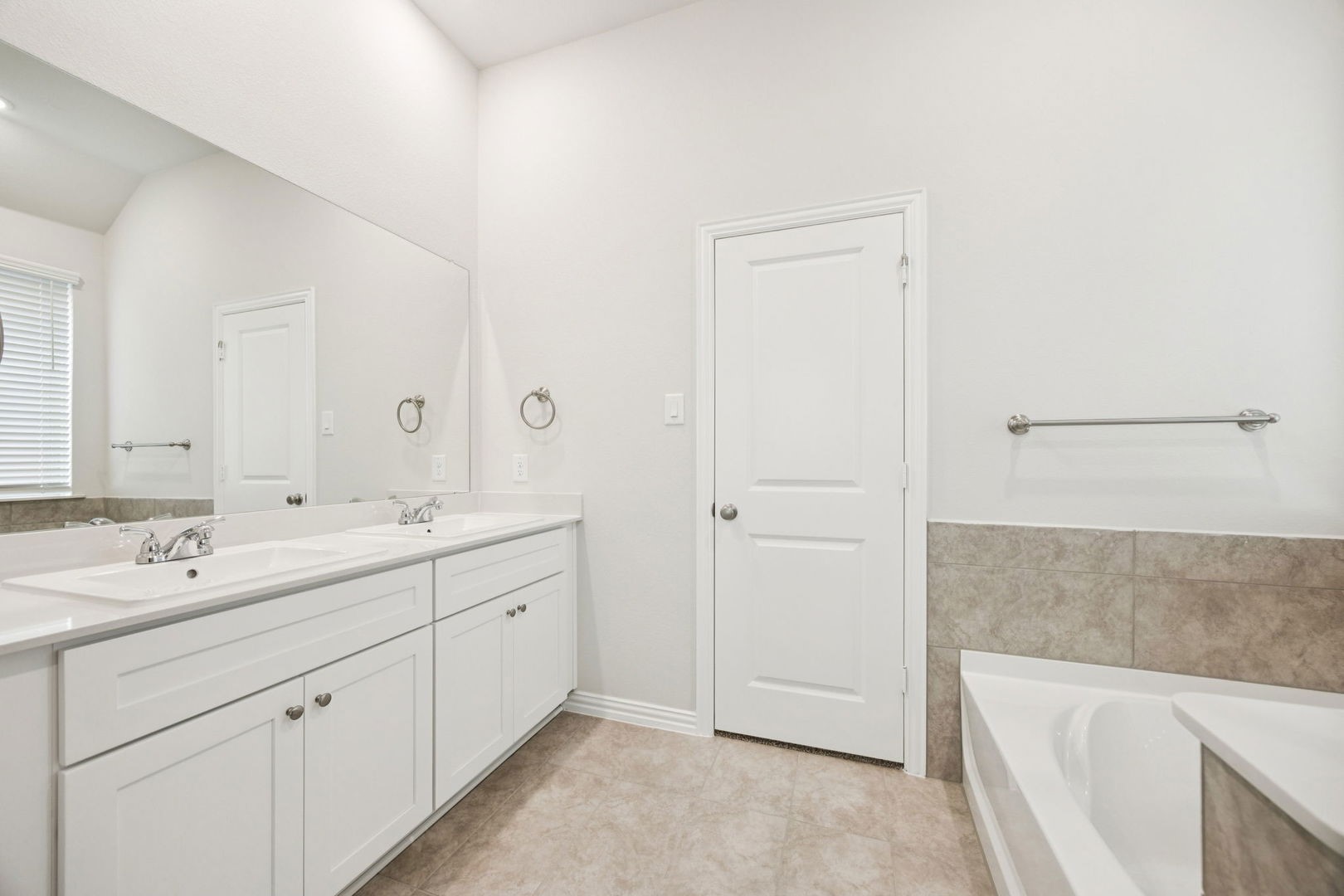 4017 Lakefield Drive Heartland TX 75114