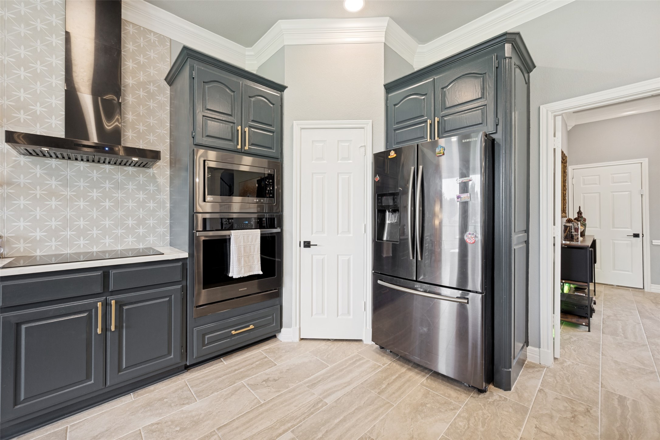 818 Riviera Drive Mansfield TX 76063