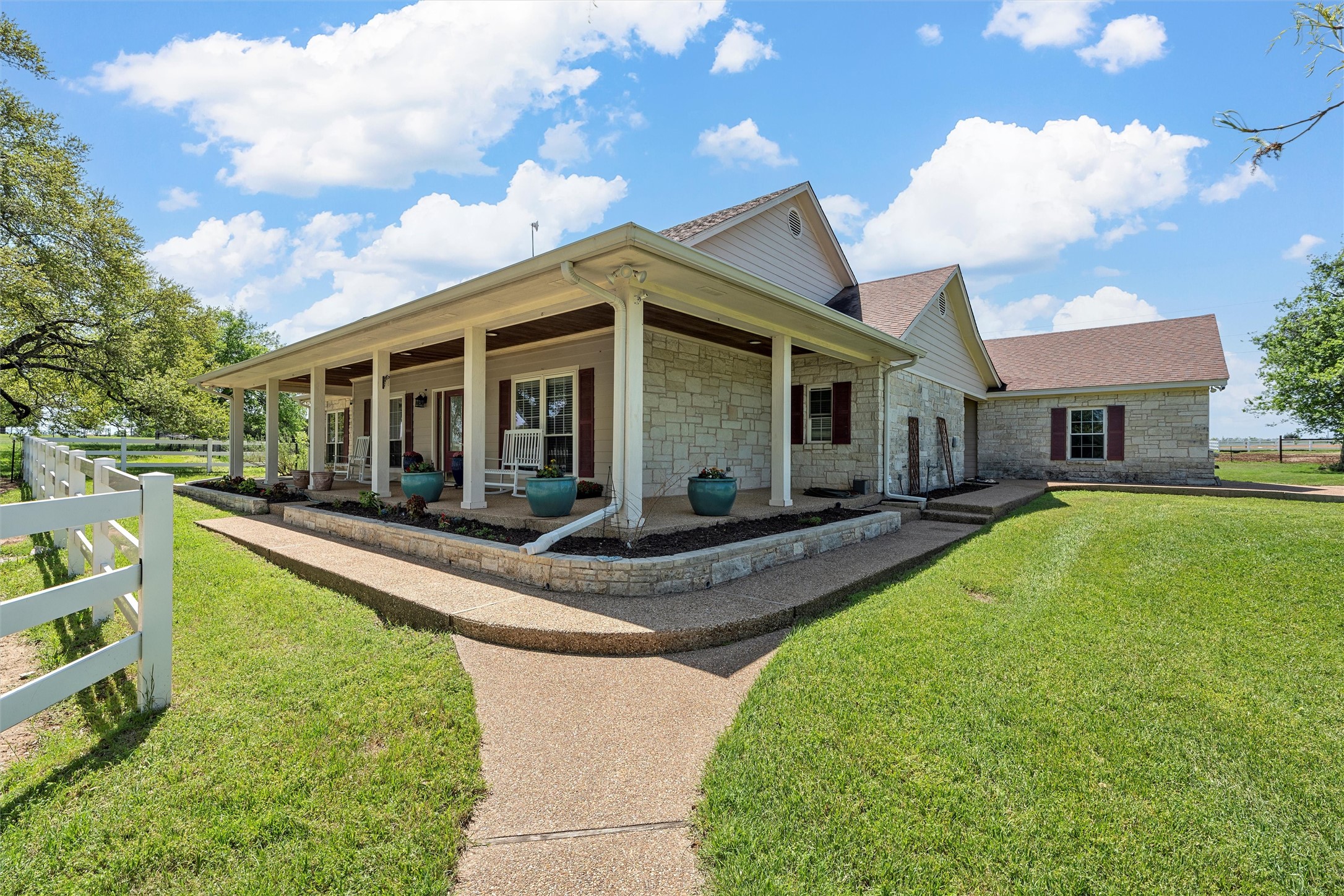 465 Austin Hines Drive China Spring TX 76633