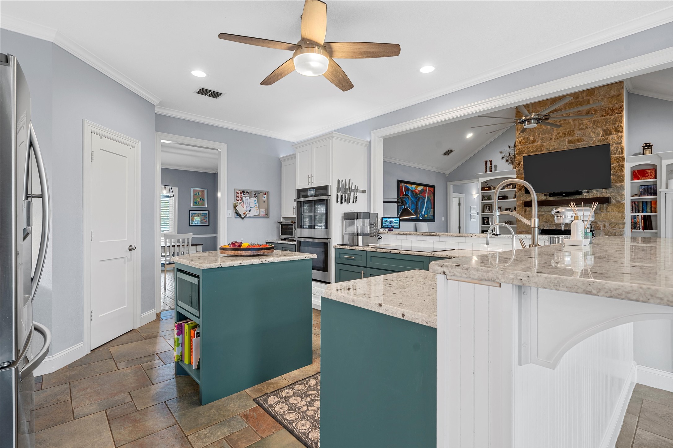 465 Austin Hines Drive China Spring TX 76633