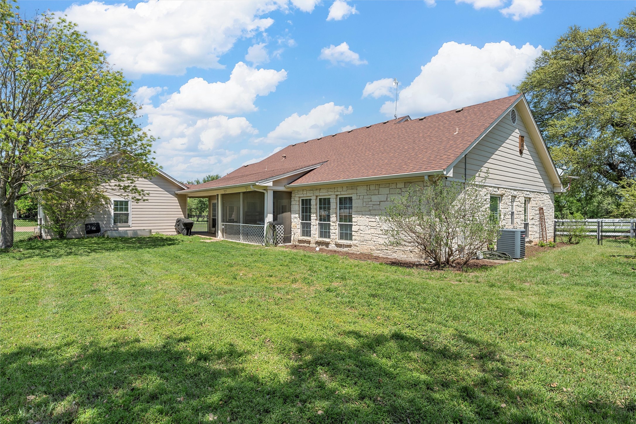 465 Austin Hines Drive China Spring TX 76633