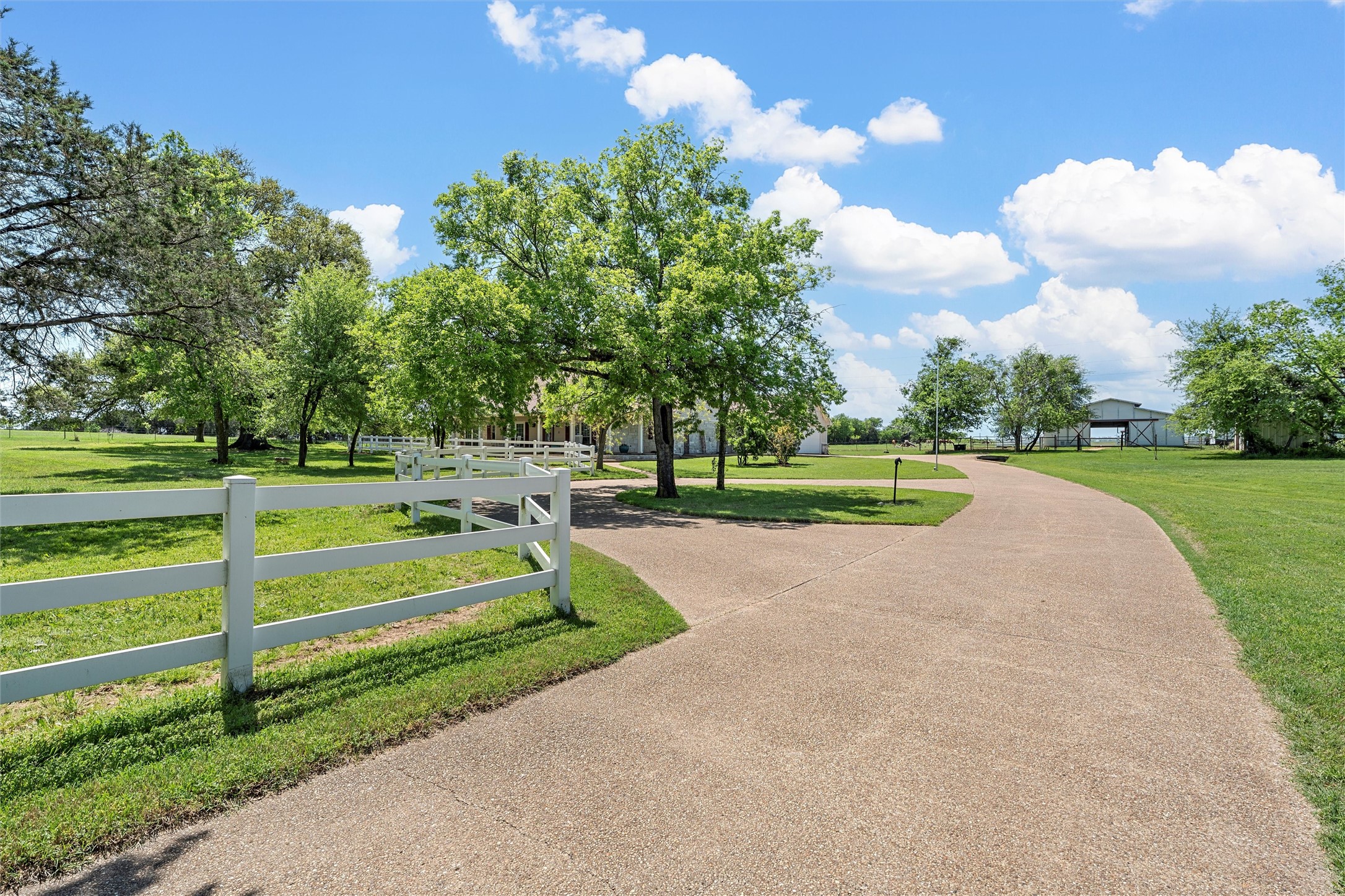 465 Austin Hines Drive China Spring TX 76633