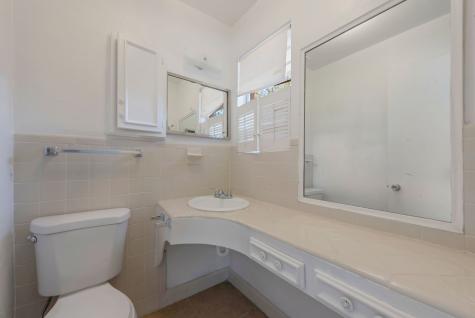 33 Somerset Terrace Bedford TX 76022