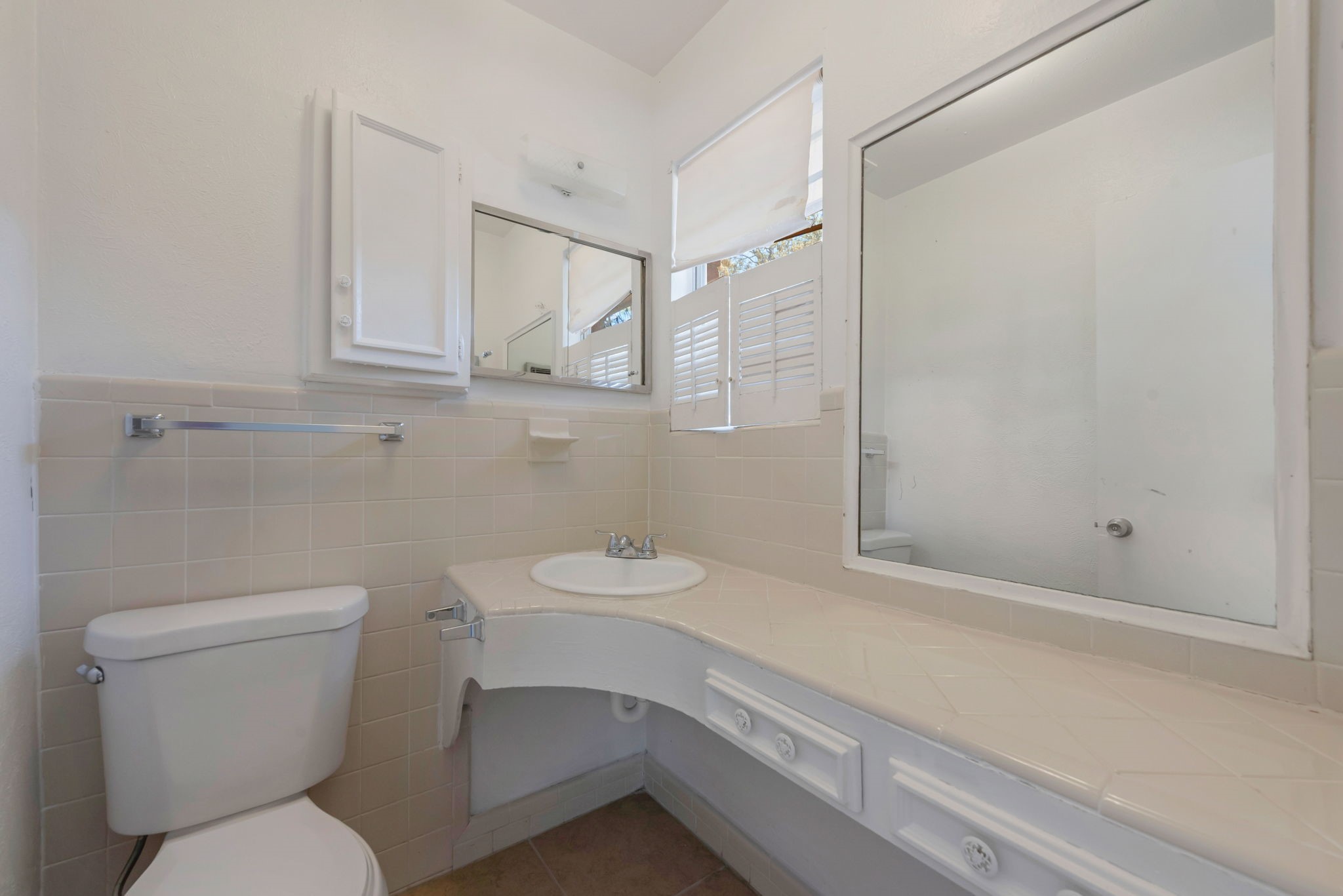 33 Somerset Terrace Bedford TX 76022