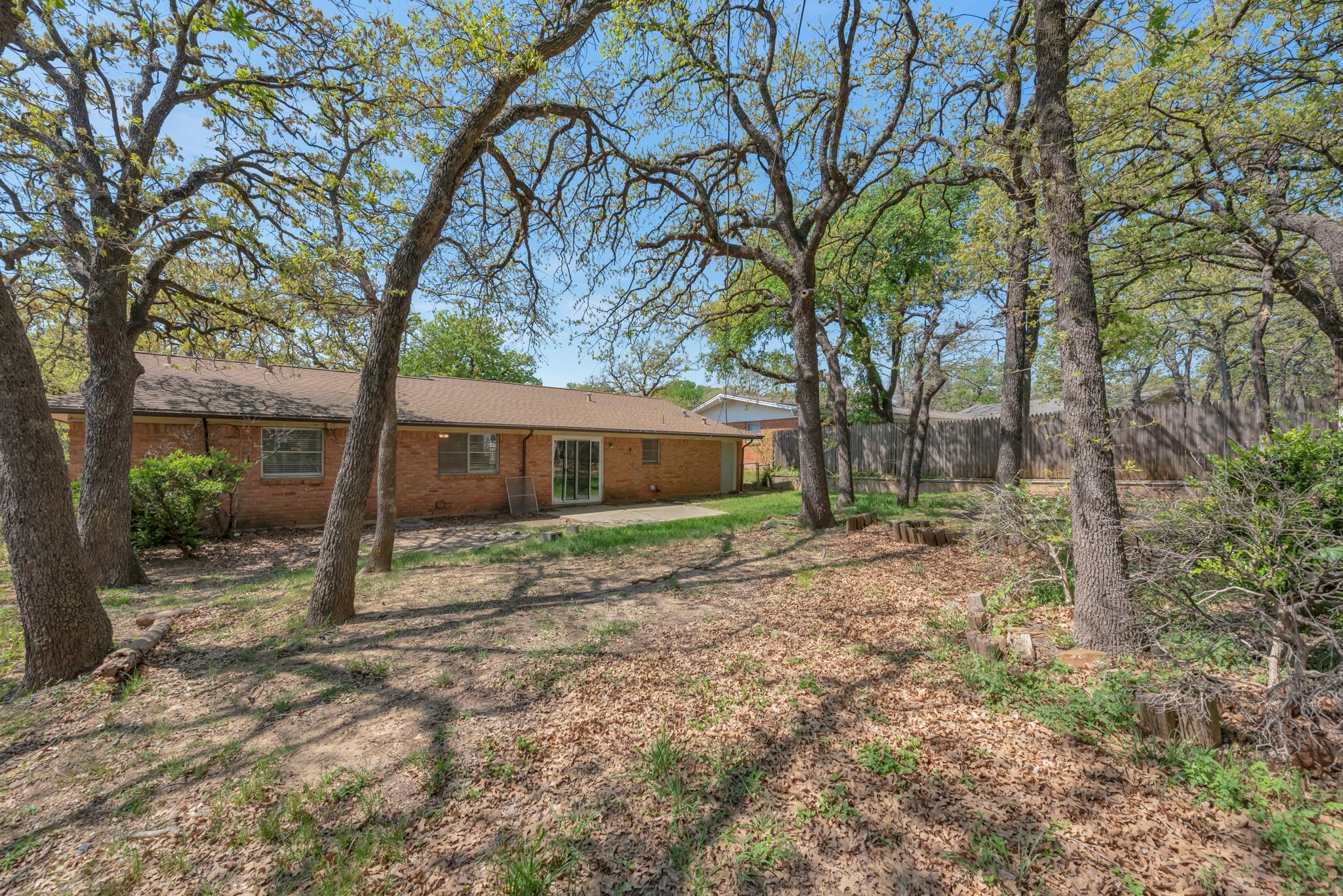 33 Somerset Terrace Bedford TX 76022