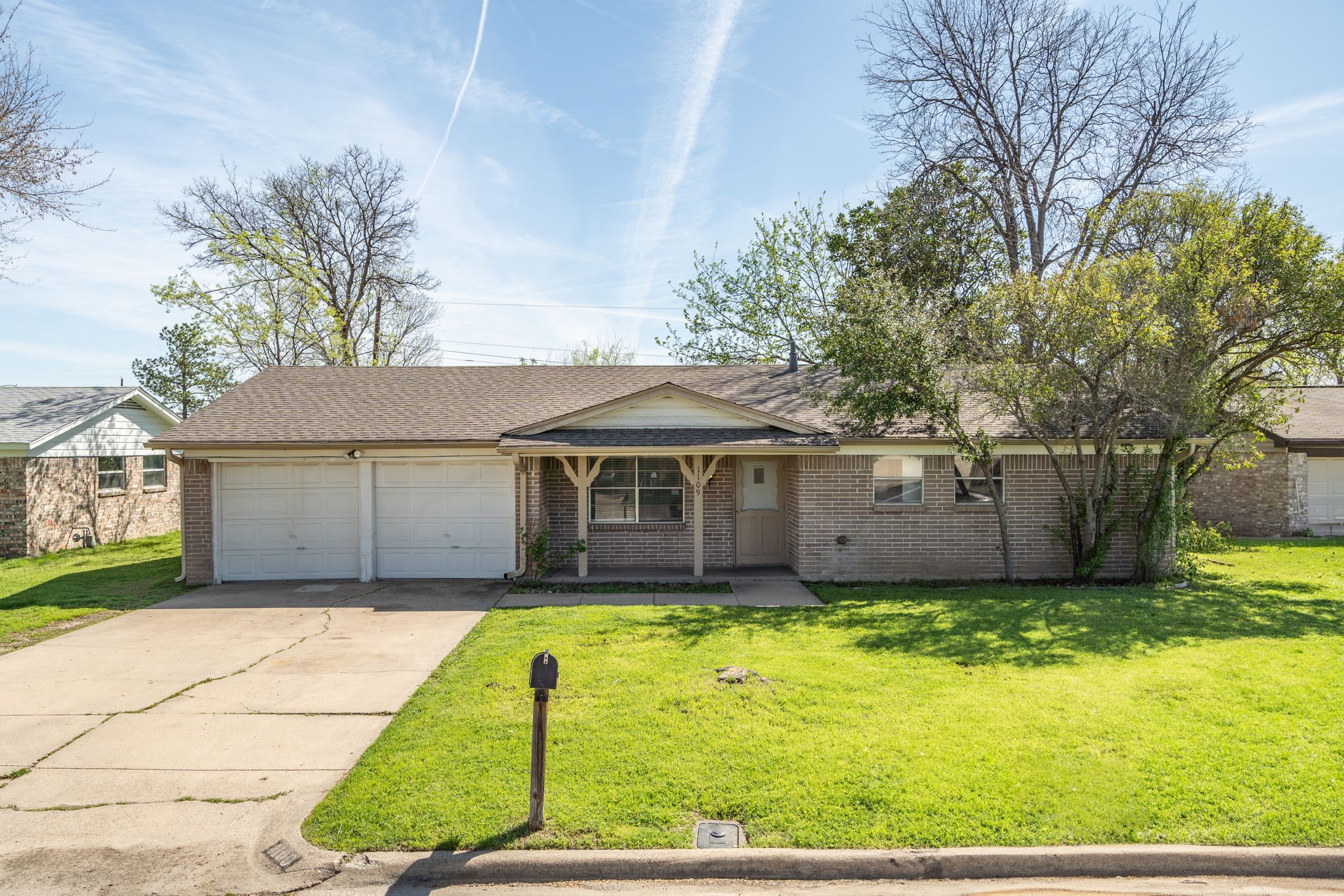 1109 David Drive Euless TX 76040