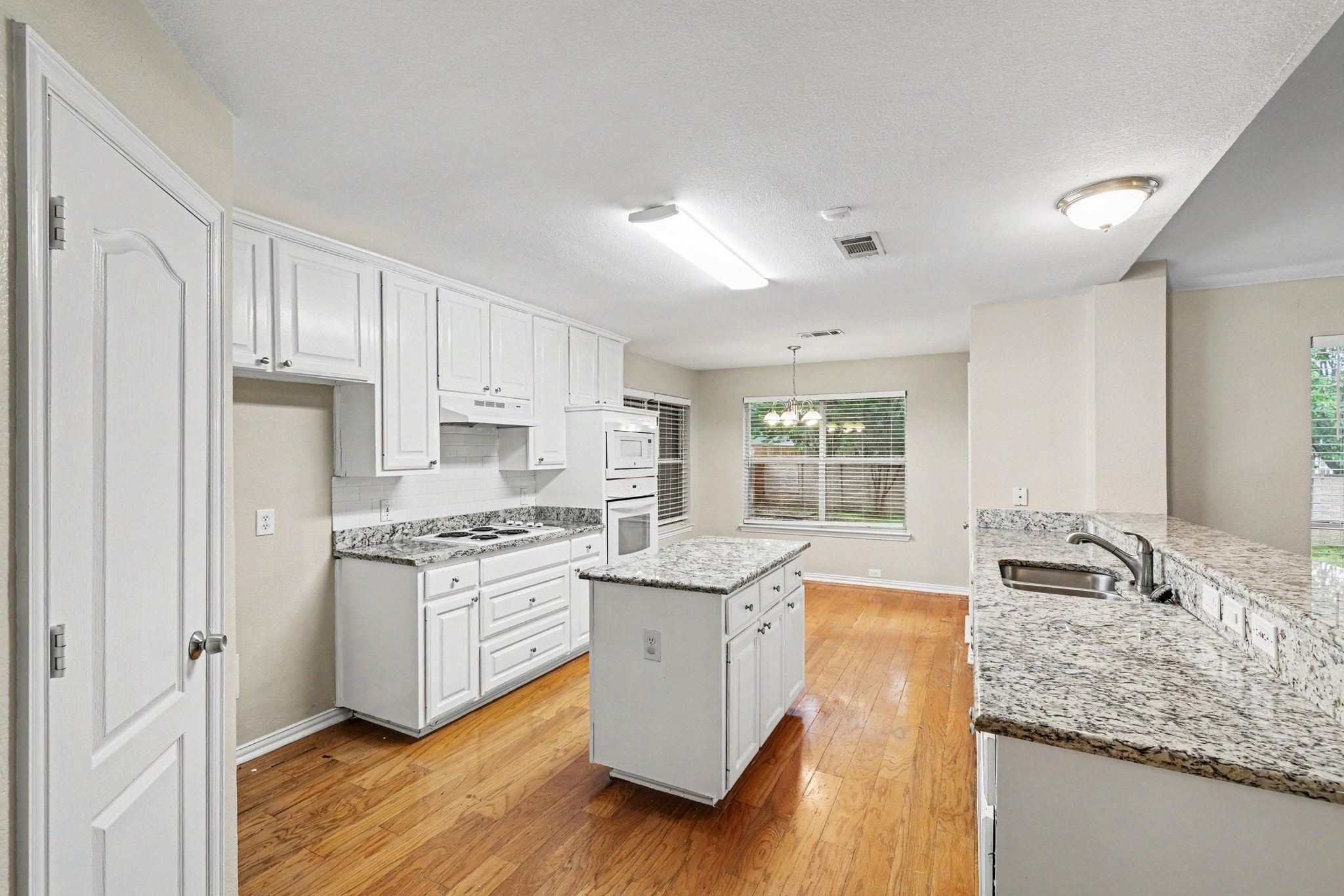 612 Alpine Cove Flower Mound TX 75028