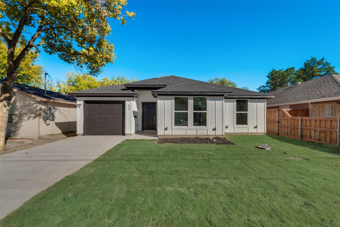 616 Elkhart Avenue Dallas TX 75217
