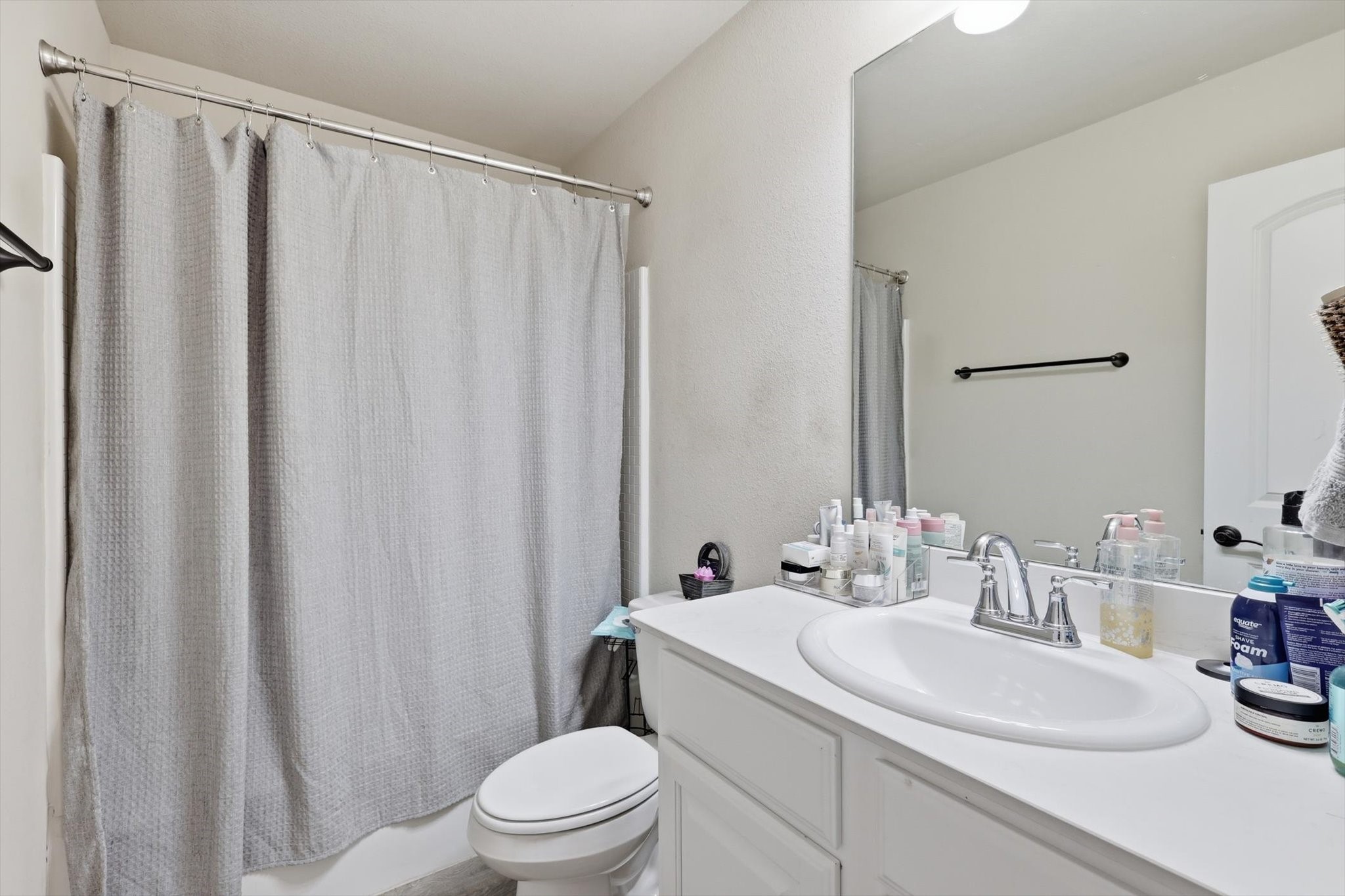 6766 Mike Drive North Richland Hills TX 76180