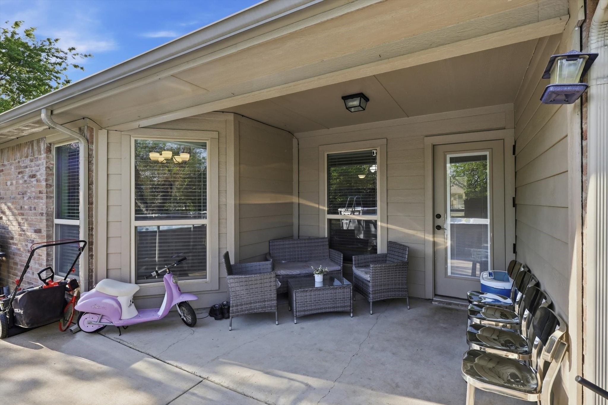 6766 Mike Drive North Richland Hills TX 76180