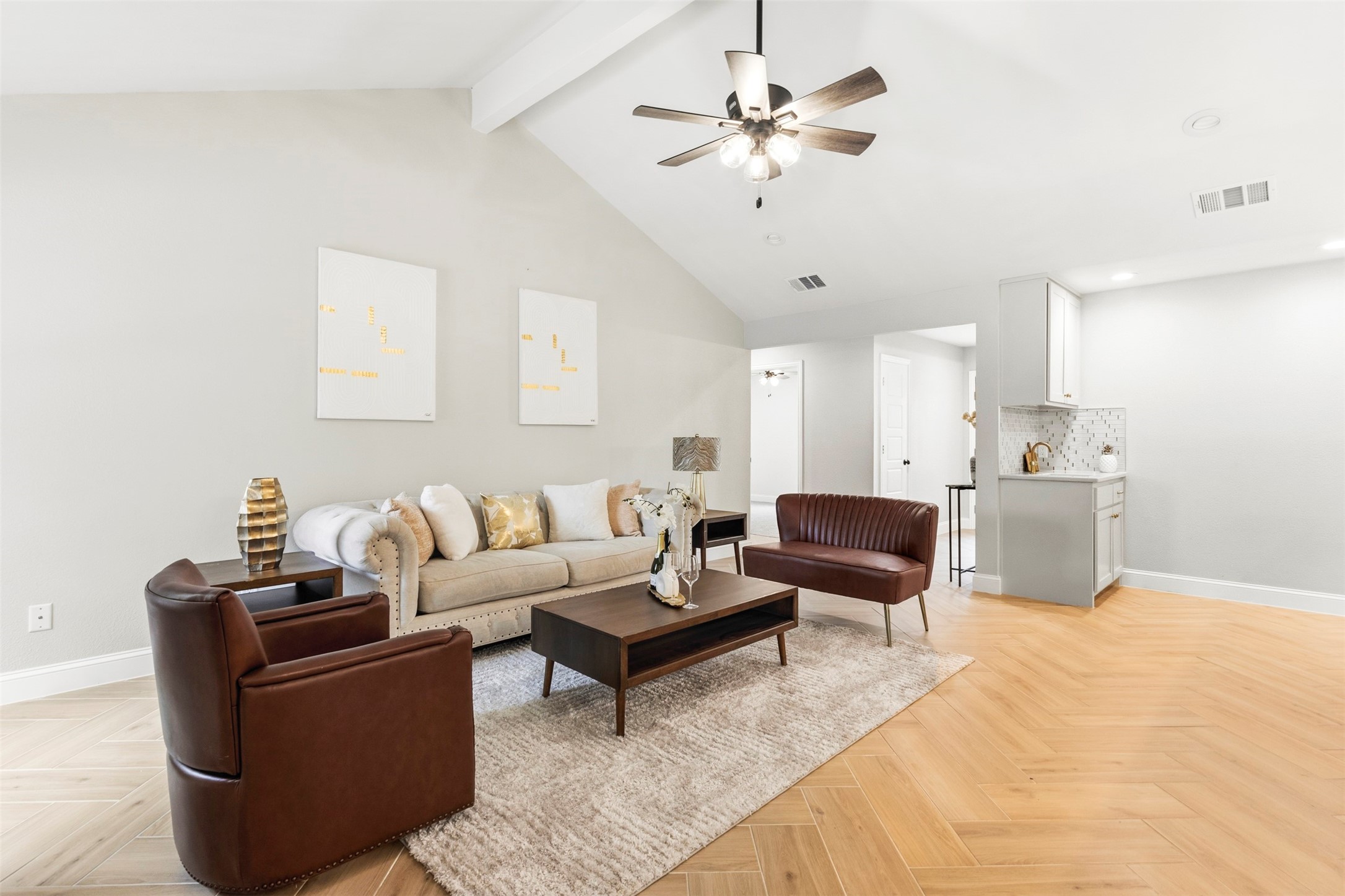6000 Kenilworth Drive Arlington TX 76001