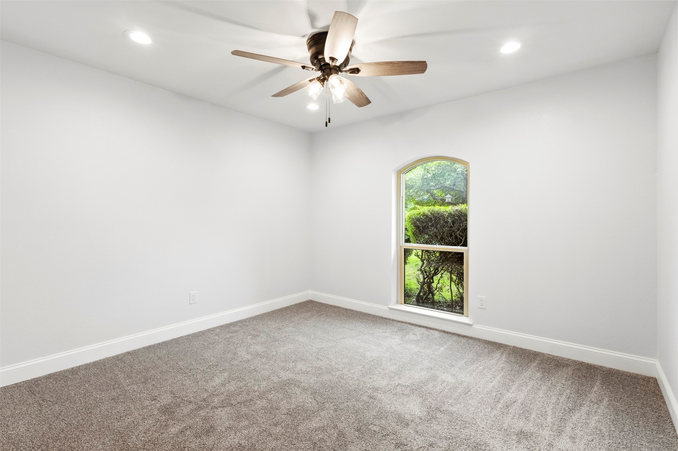 6000 Kenilworth Drive Arlington TX 76001