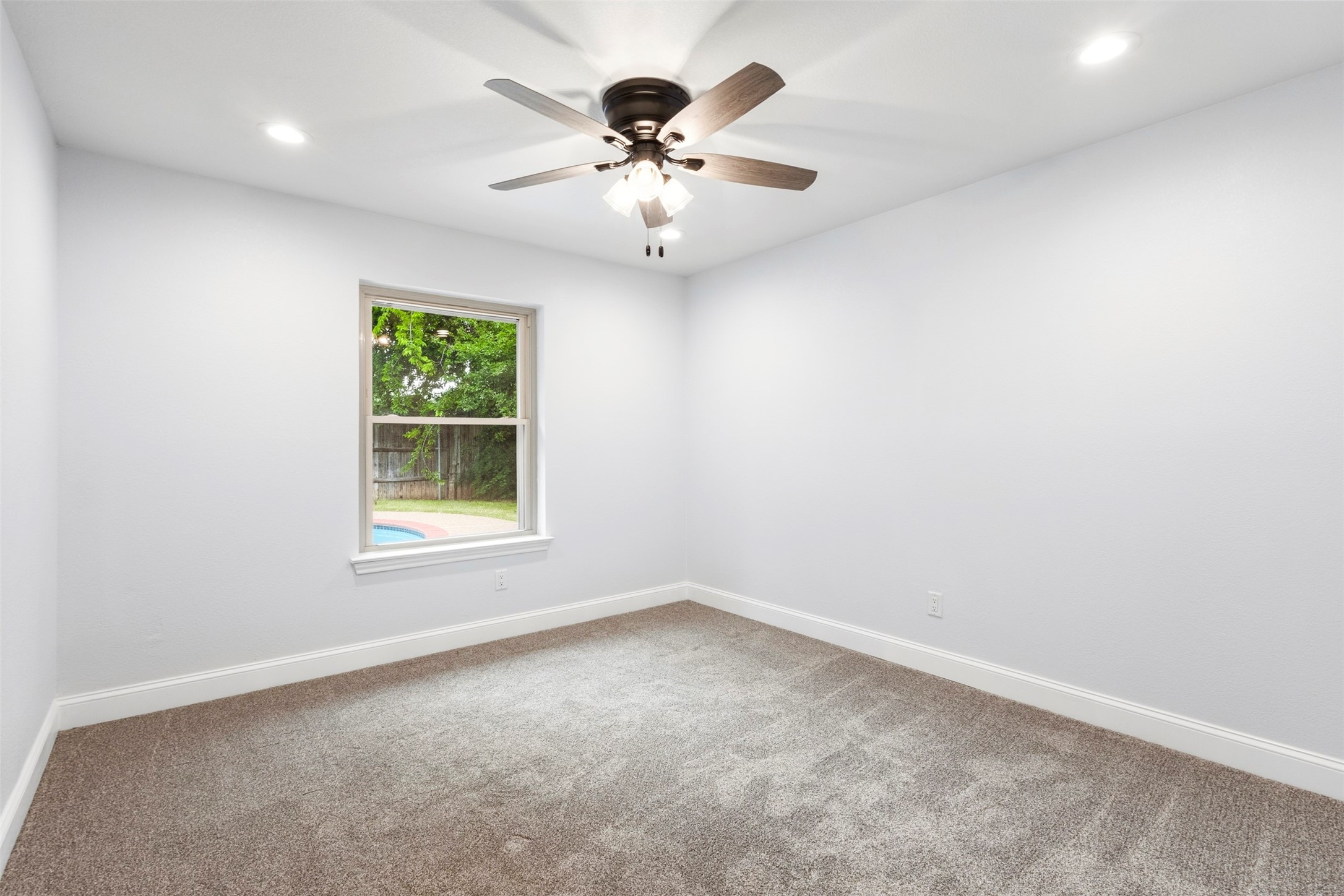 6000 Kenilworth Drive Arlington TX 76001